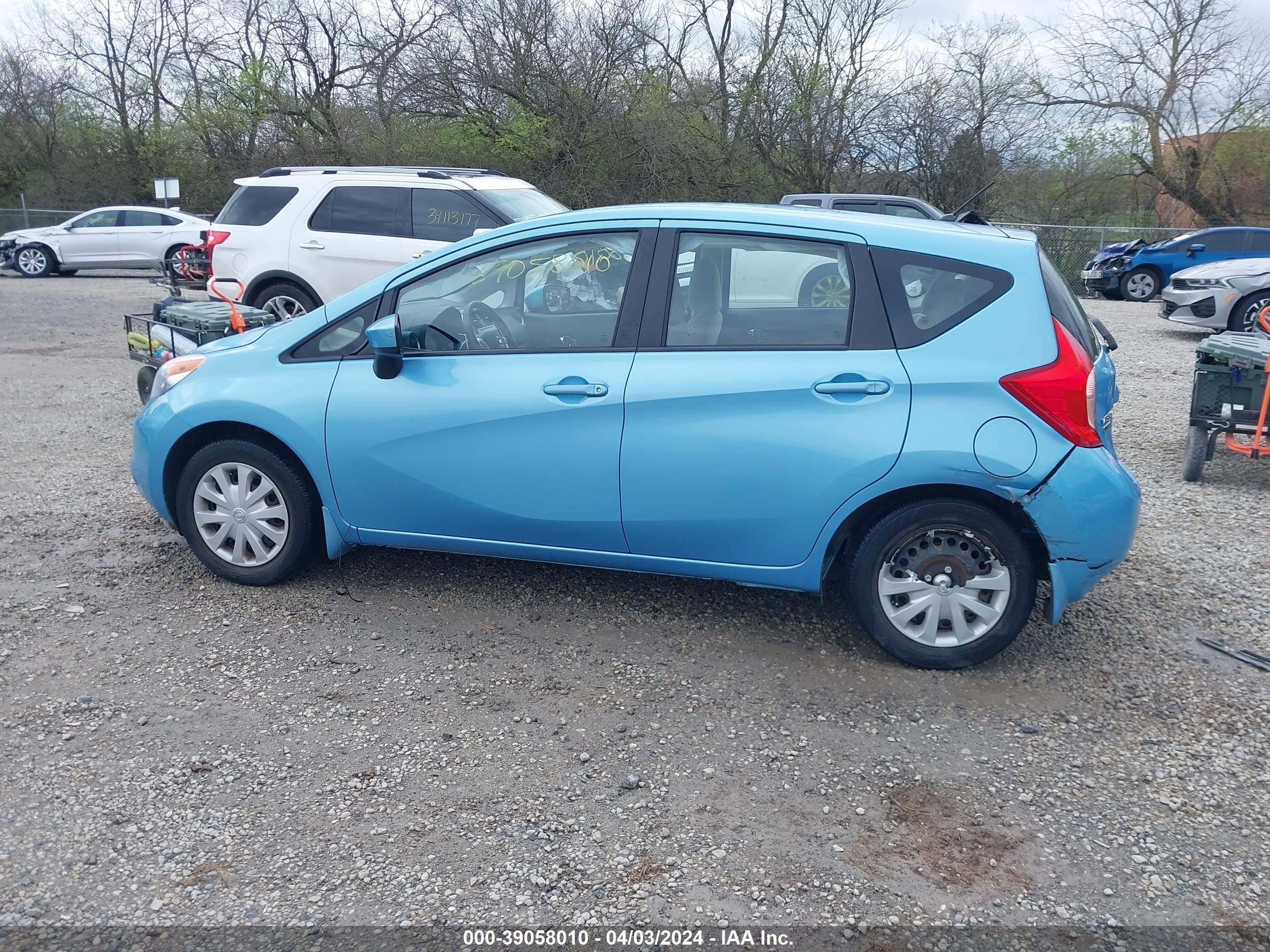 Photo 13 VIN: 3N1CE2CP8FL350333 - NISSAN VERSA 