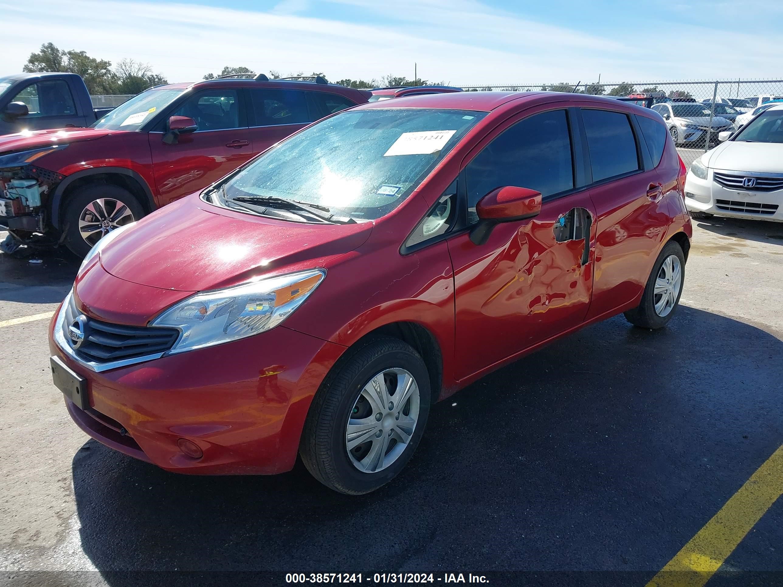 Photo 1 VIN: 3N1CE2CP8FL376107 - NISSAN VERSA 