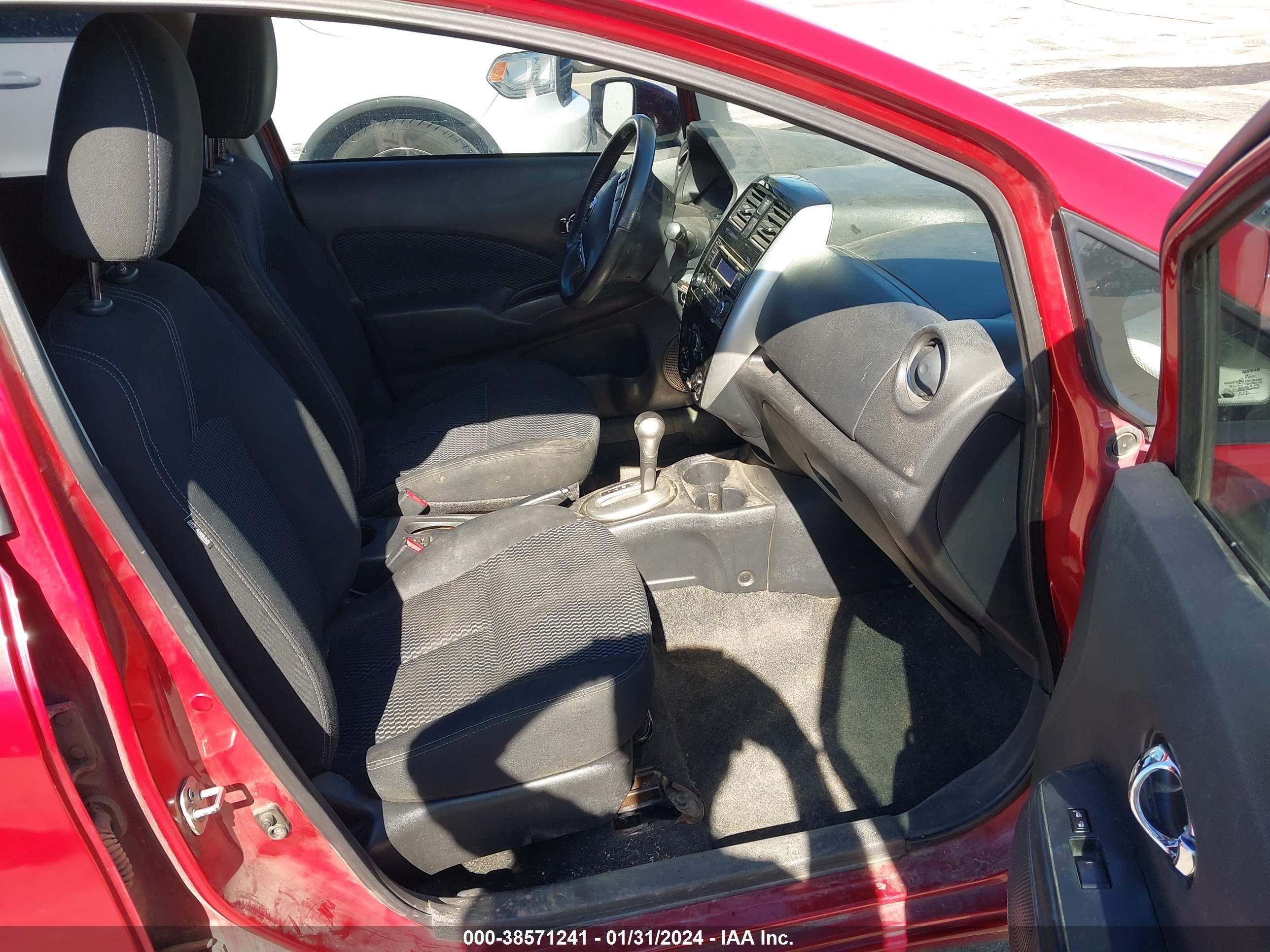 Photo 4 VIN: 3N1CE2CP8FL376107 - NISSAN VERSA 