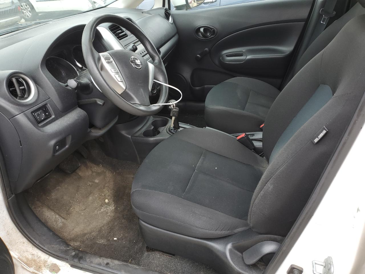 Photo 6 VIN: 3N1CE2CP8FL392520 - NISSAN VERSA 