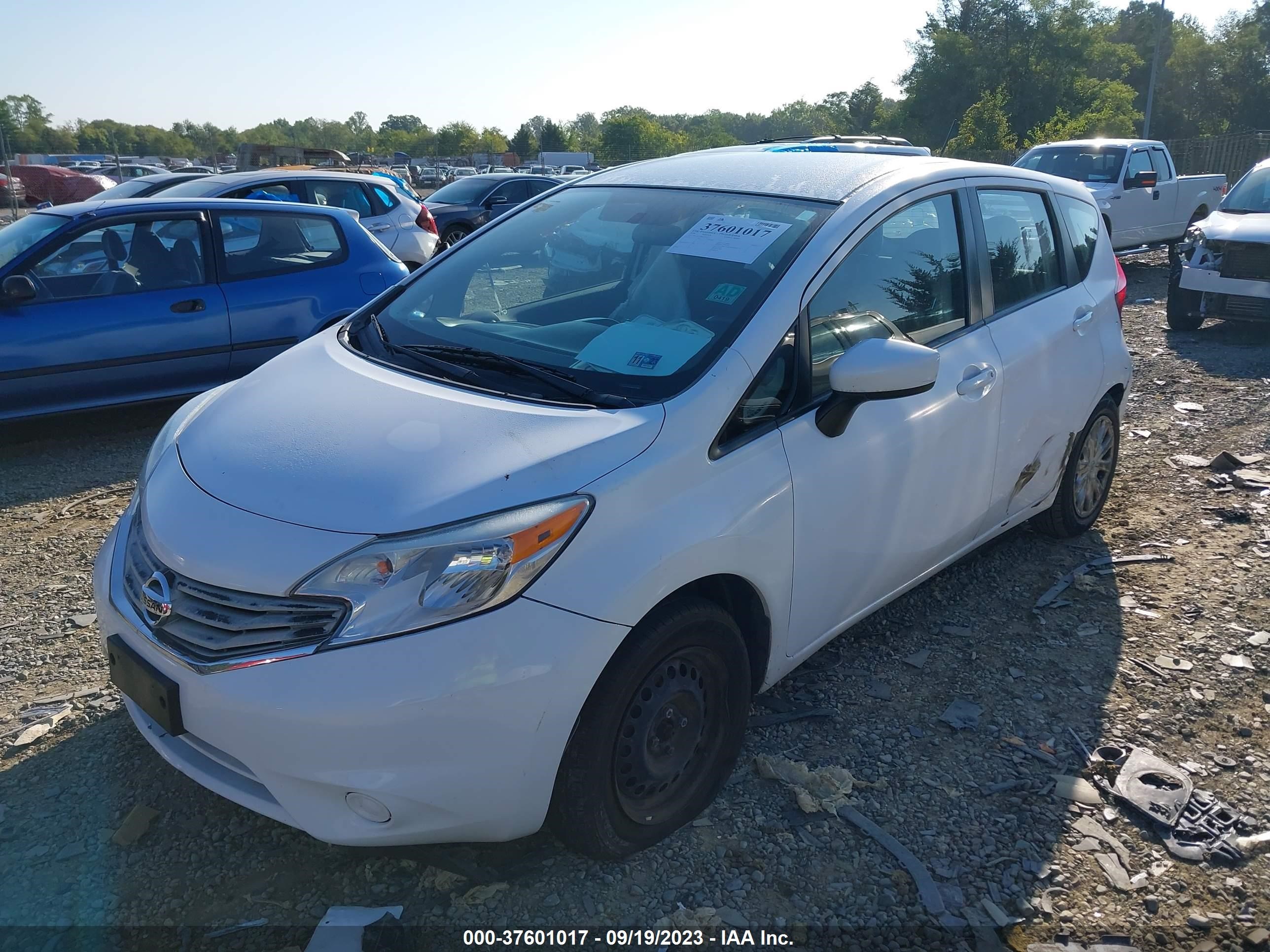 Photo 1 VIN: 3N1CE2CP8GL397637 - NISSAN VERSA 