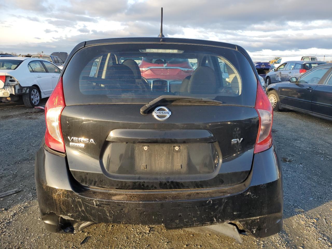 Photo 5 VIN: 3N1CE2CP8HL361786 - NISSAN VERSA 