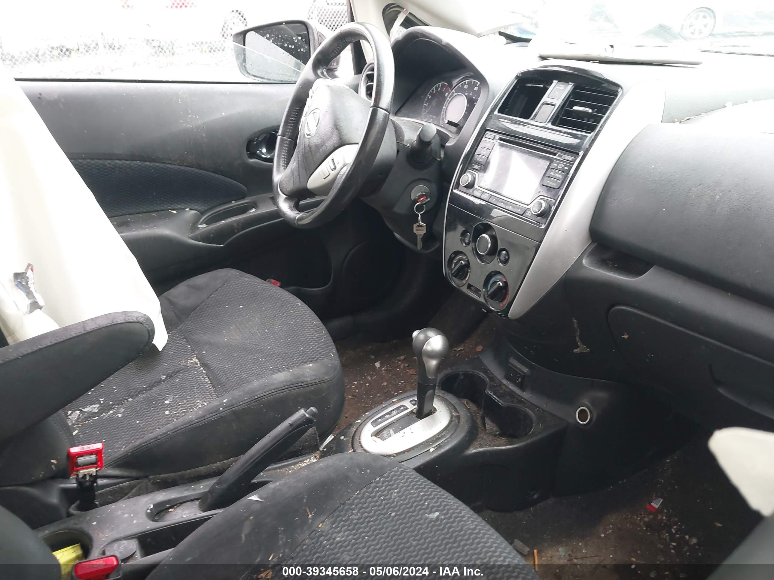 Photo 4 VIN: 3N1CE2CP8HL368897 - NISSAN VERSA 