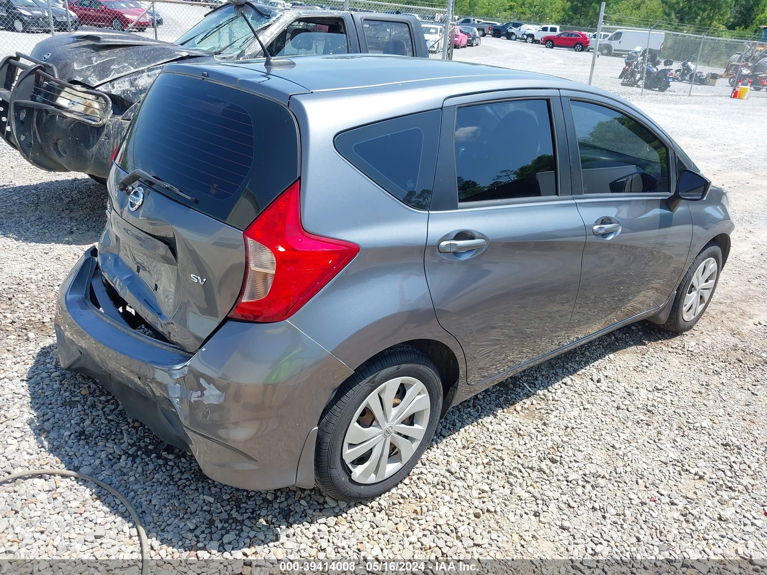 Photo 3 VIN: 3N1CE2CP8HL379351 - NISSAN VERSA 