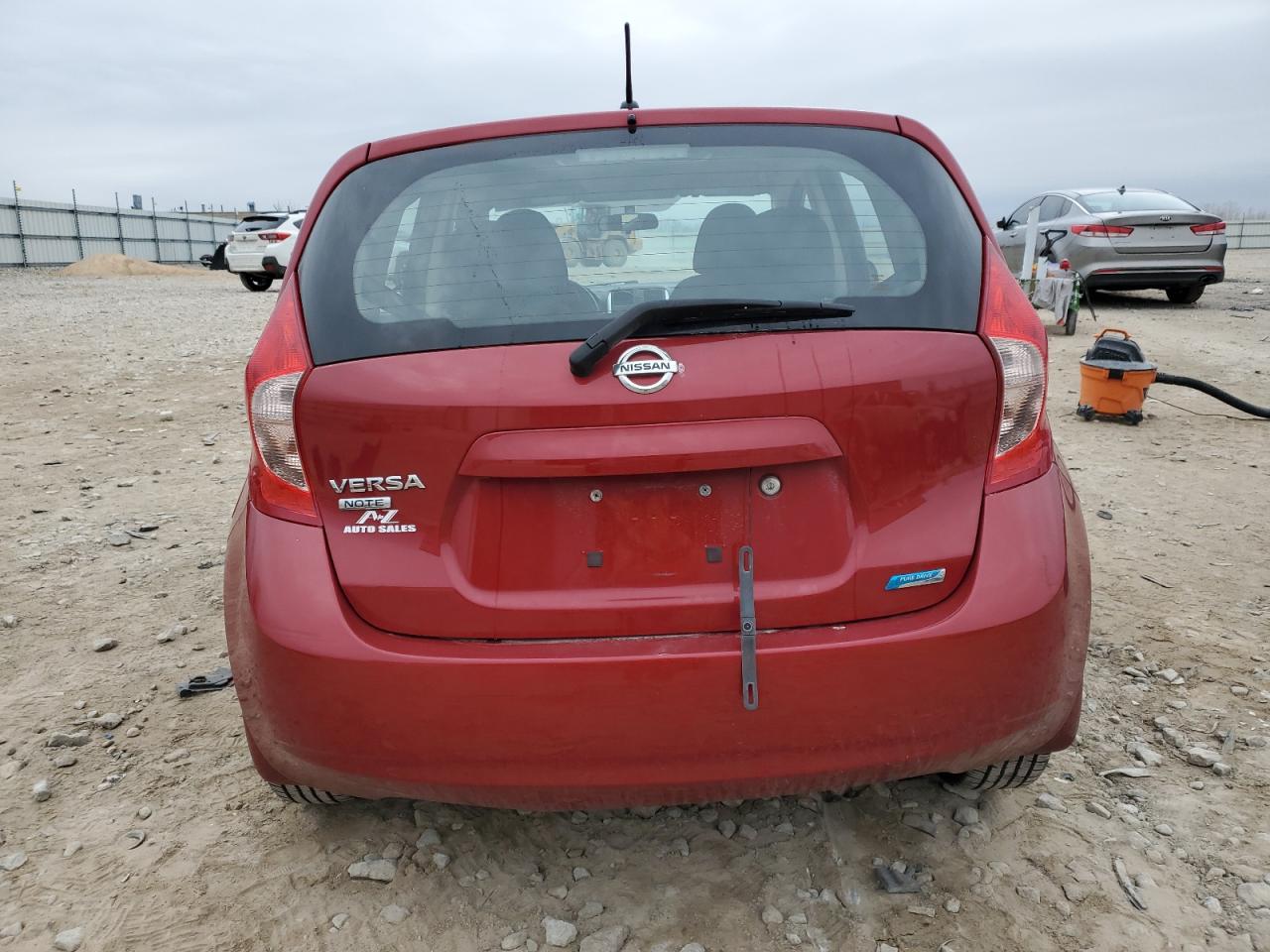 Photo 5 VIN: 3N1CE2CP9EL392640 - NISSAN VERSA 