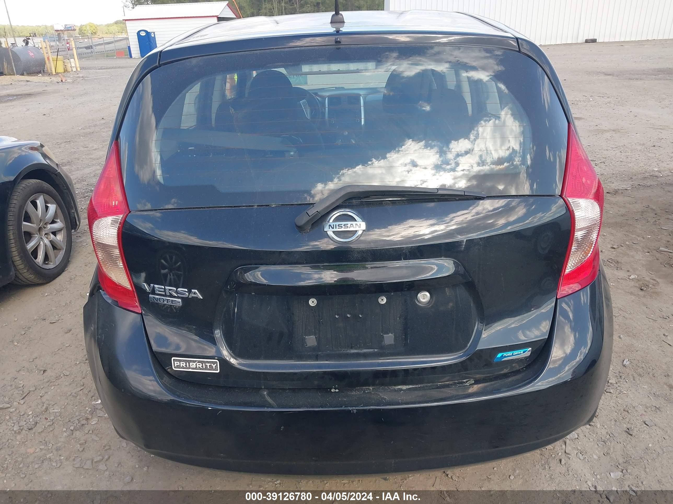 Photo 15 VIN: 3N1CE2CP9EL417911 - NISSAN VERSA 