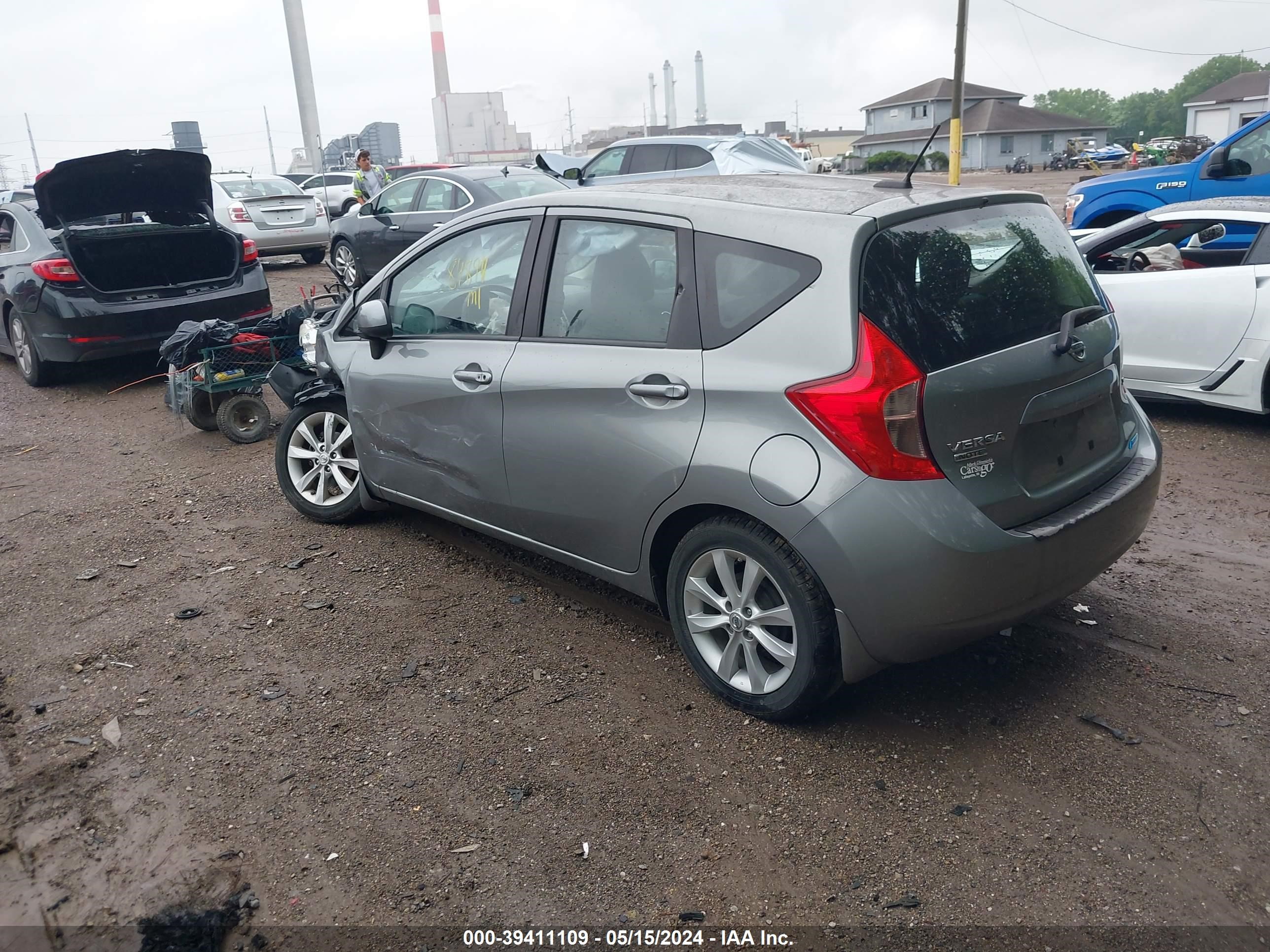 Photo 2 VIN: 3N1CE2CP9EL430366 - NISSAN VERSA 