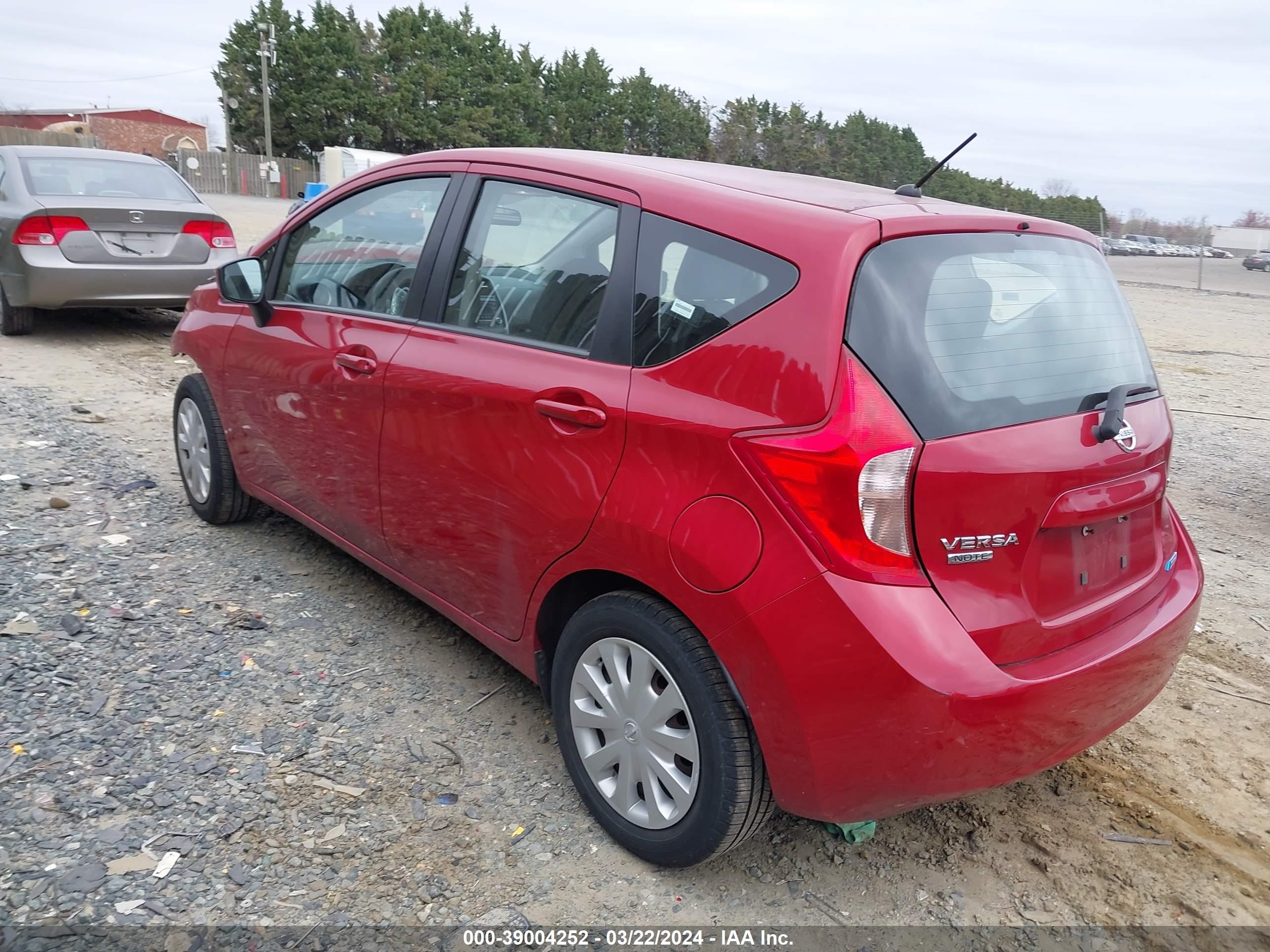 Photo 2 VIN: 3N1CE2CP9FL392994 - NISSAN VERSA 