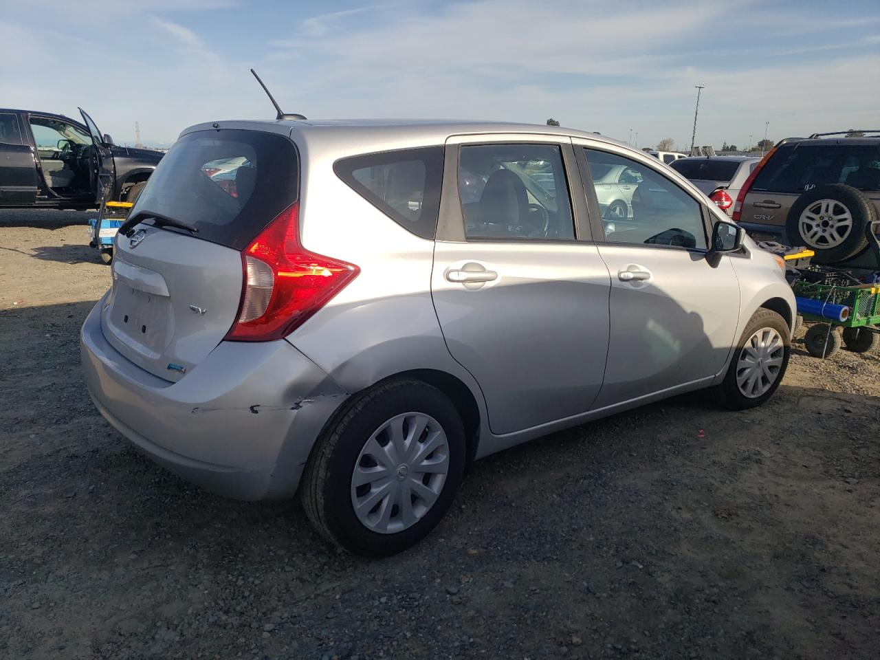 Photo 2 VIN: 3N1CE2CP9GL365697 - NISSAN VERSA 