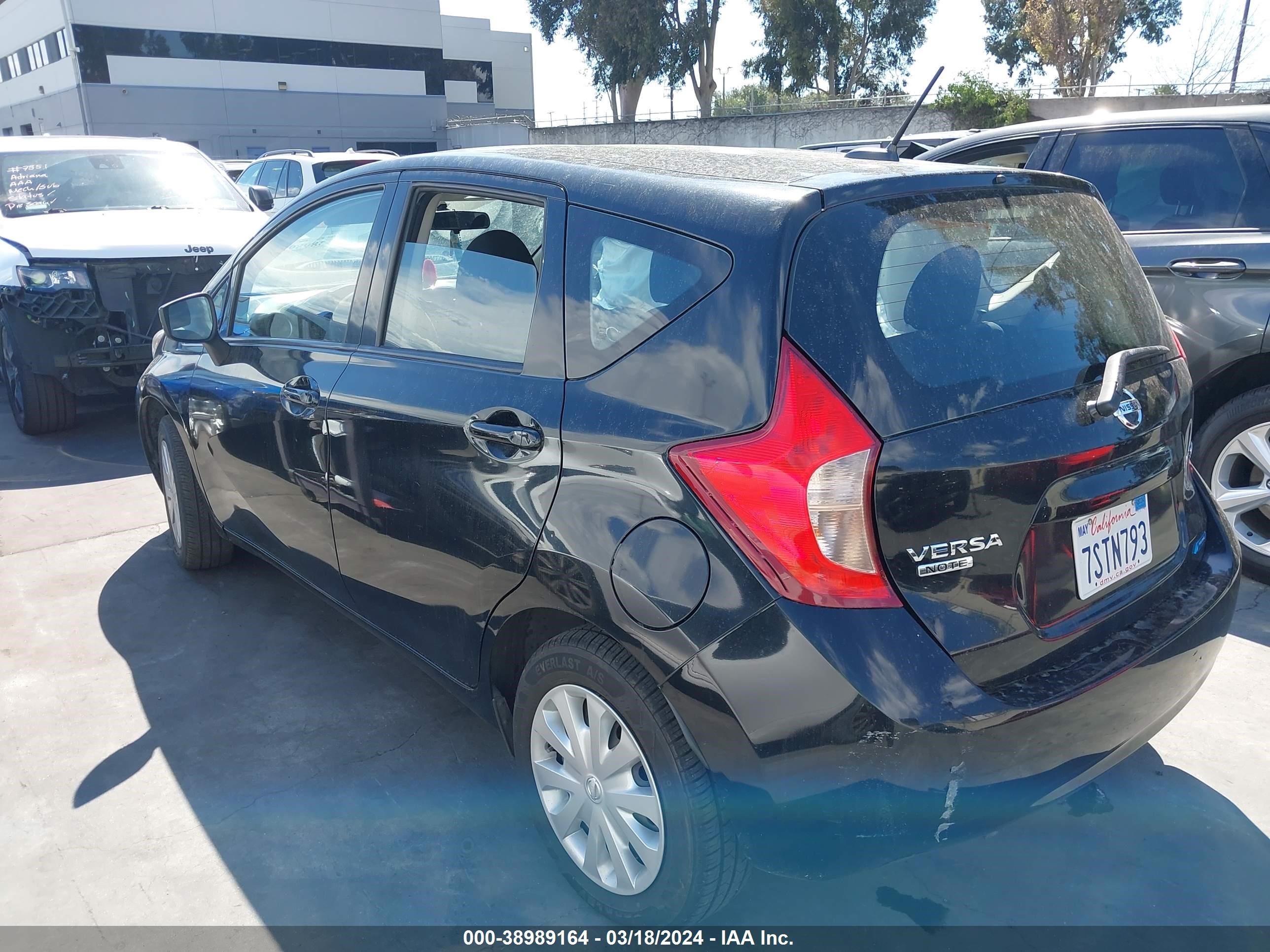 Photo 2 VIN: 3N1CE2CP9GL395461 - NISSAN VERSA 