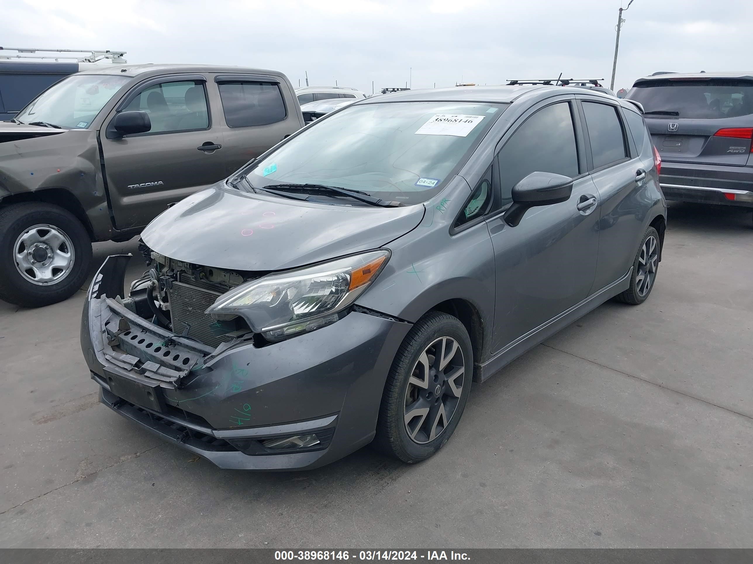 Photo 1 VIN: 3N1CE2CP9HL355317 - NISSAN VERSA 