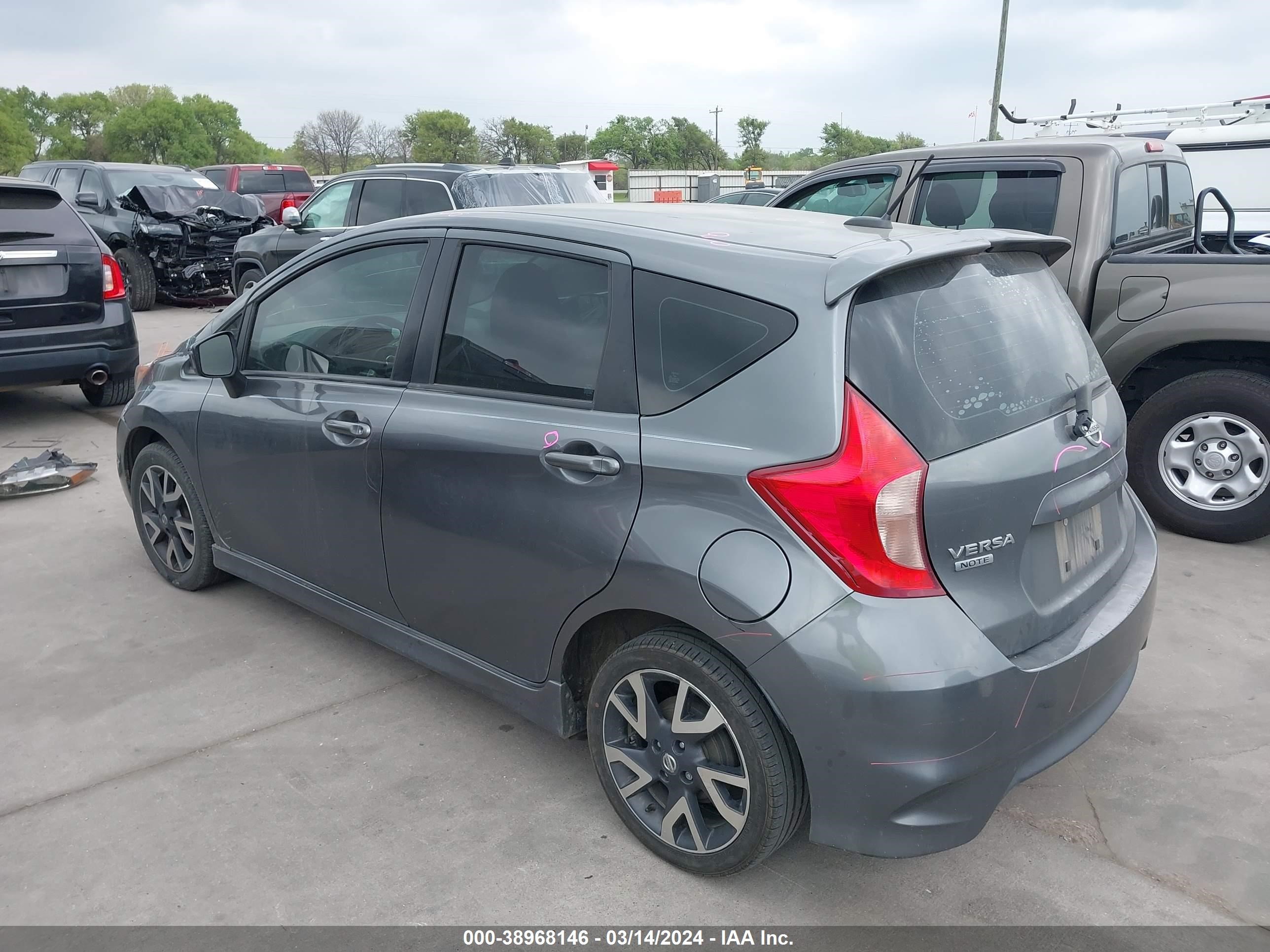 Photo 2 VIN: 3N1CE2CP9HL355317 - NISSAN VERSA 