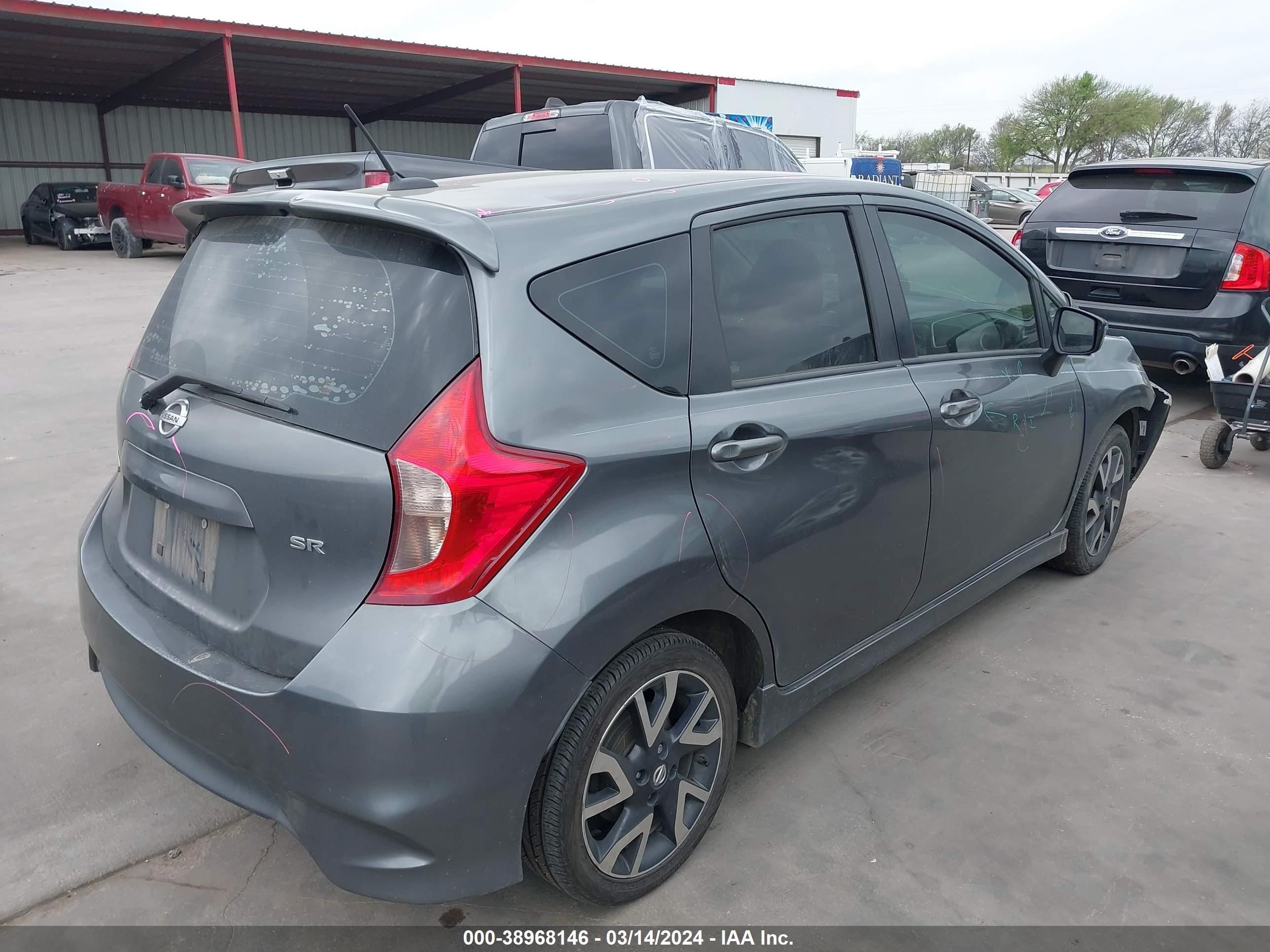 Photo 3 VIN: 3N1CE2CP9HL355317 - NISSAN VERSA 