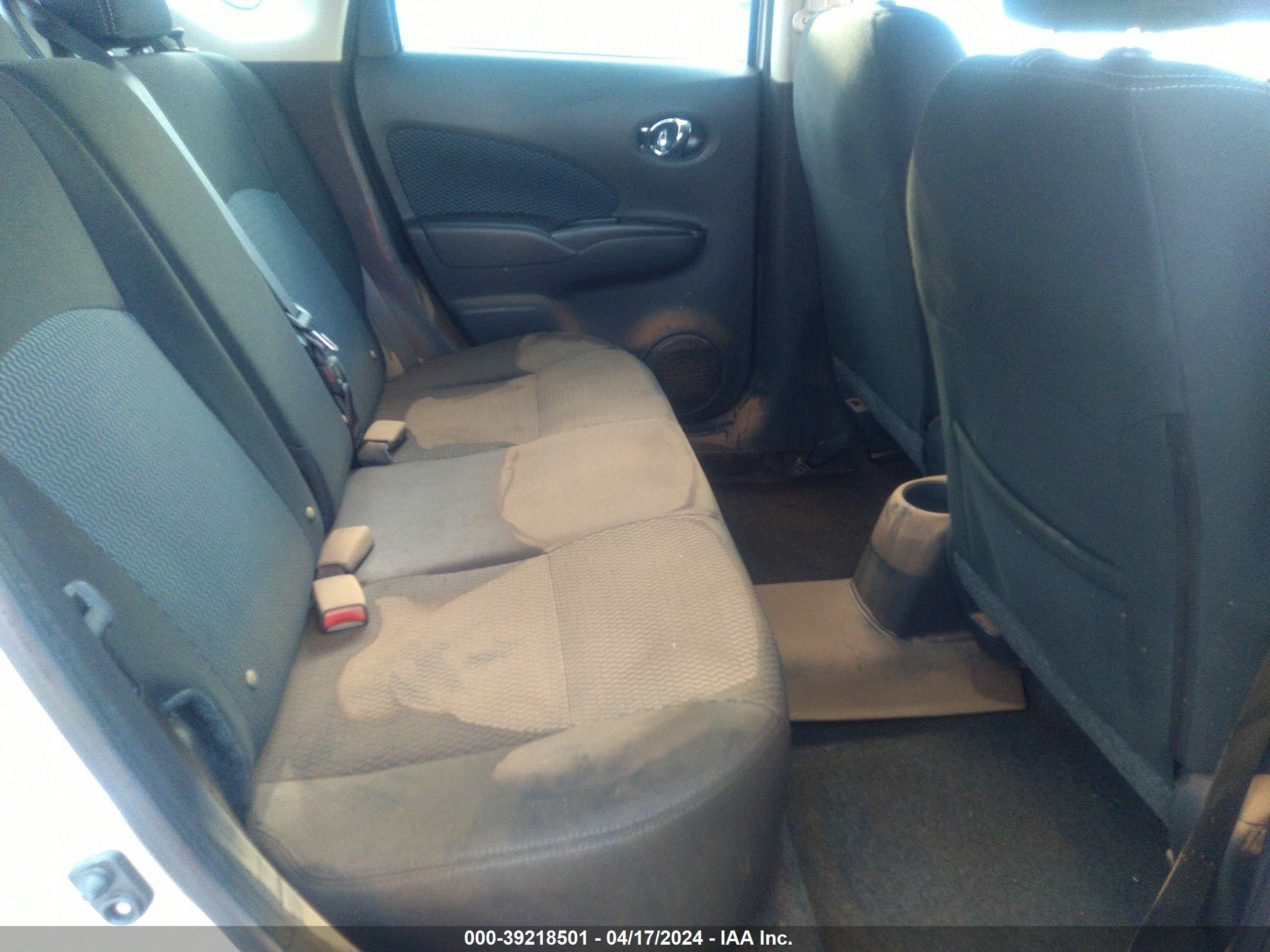 Photo 7 VIN: 3N1CE2CP9JL354187 - NISSAN VERSA 