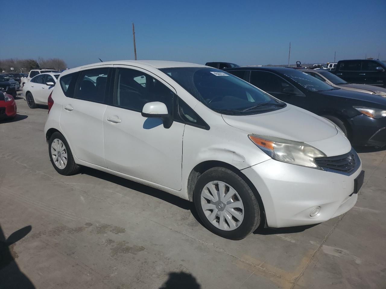 Photo 4 VIN: 3N1CE2CPXEL382540 - NISSAN VERSA 