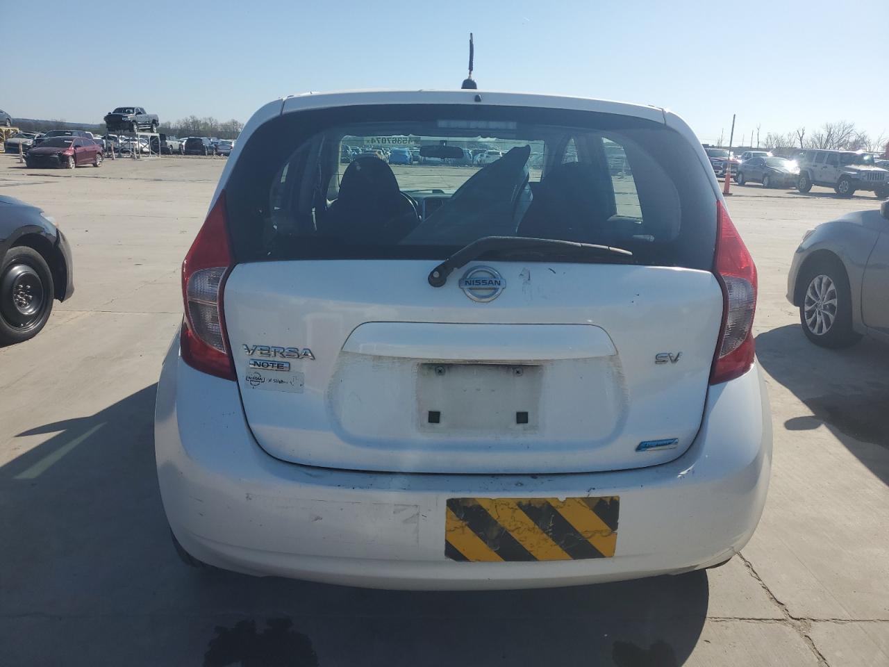 Photo 6 VIN: 3N1CE2CPXEL382540 - NISSAN VERSA 