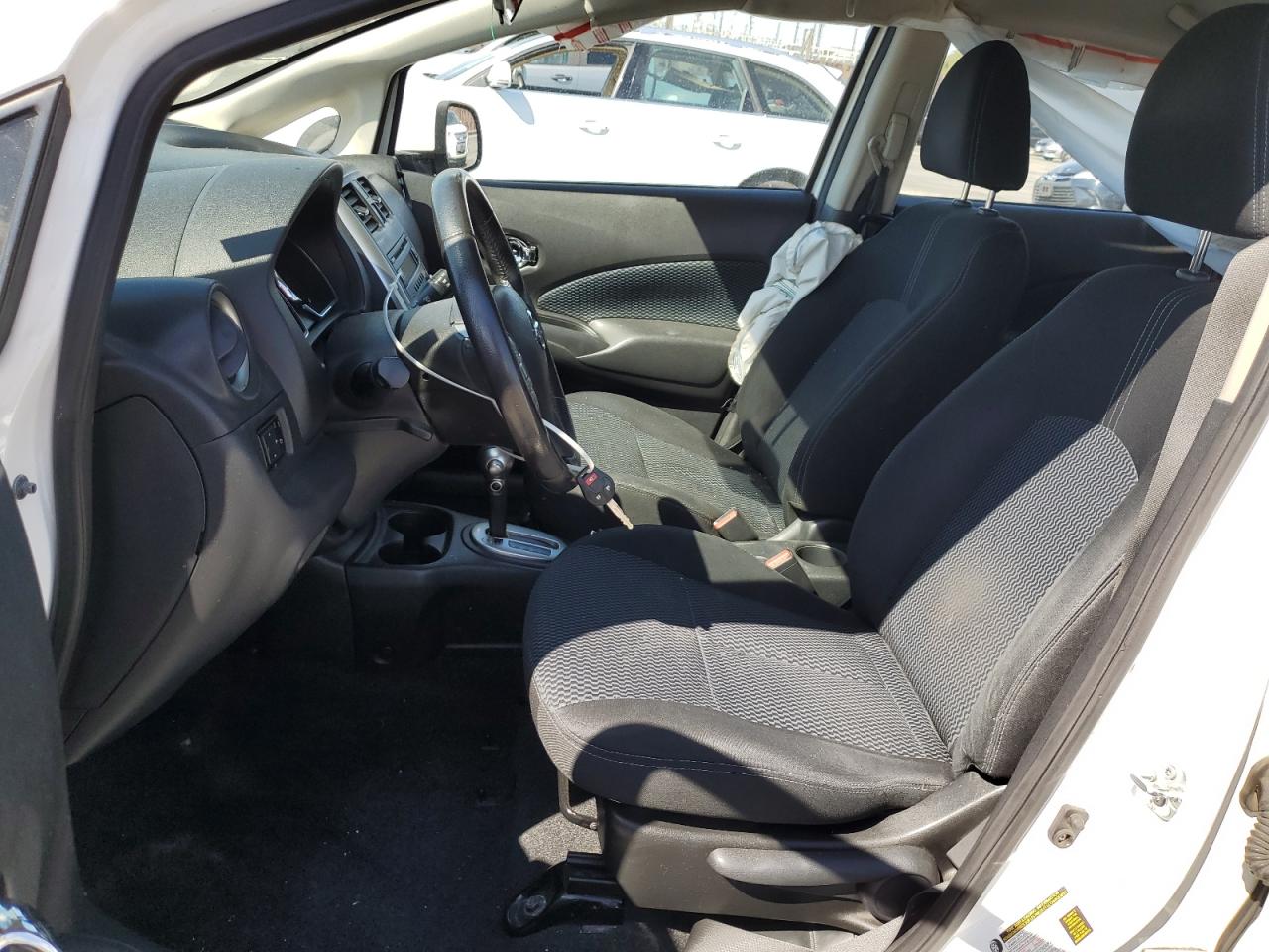 Photo 6 VIN: 3N1CE2CPXEL416699 - NISSAN VERSA 