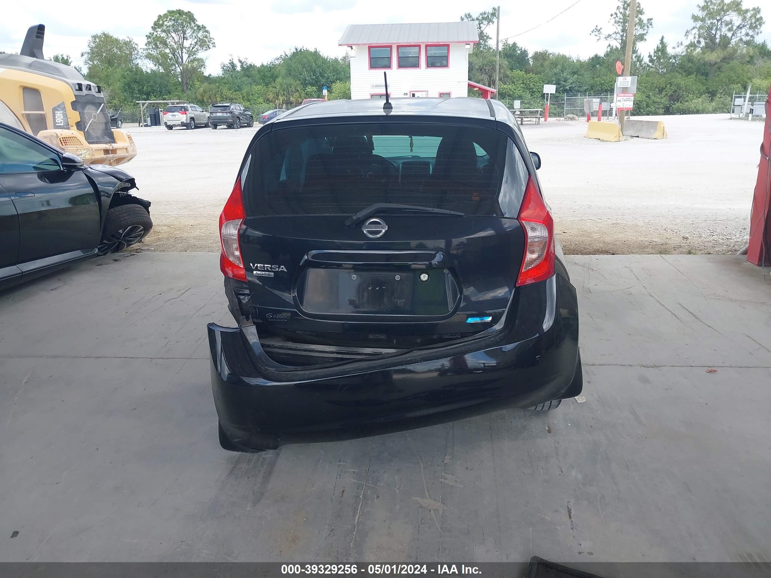 Photo 15 VIN: 3N1CE2CPXEL436984 - NISSAN VERSA 