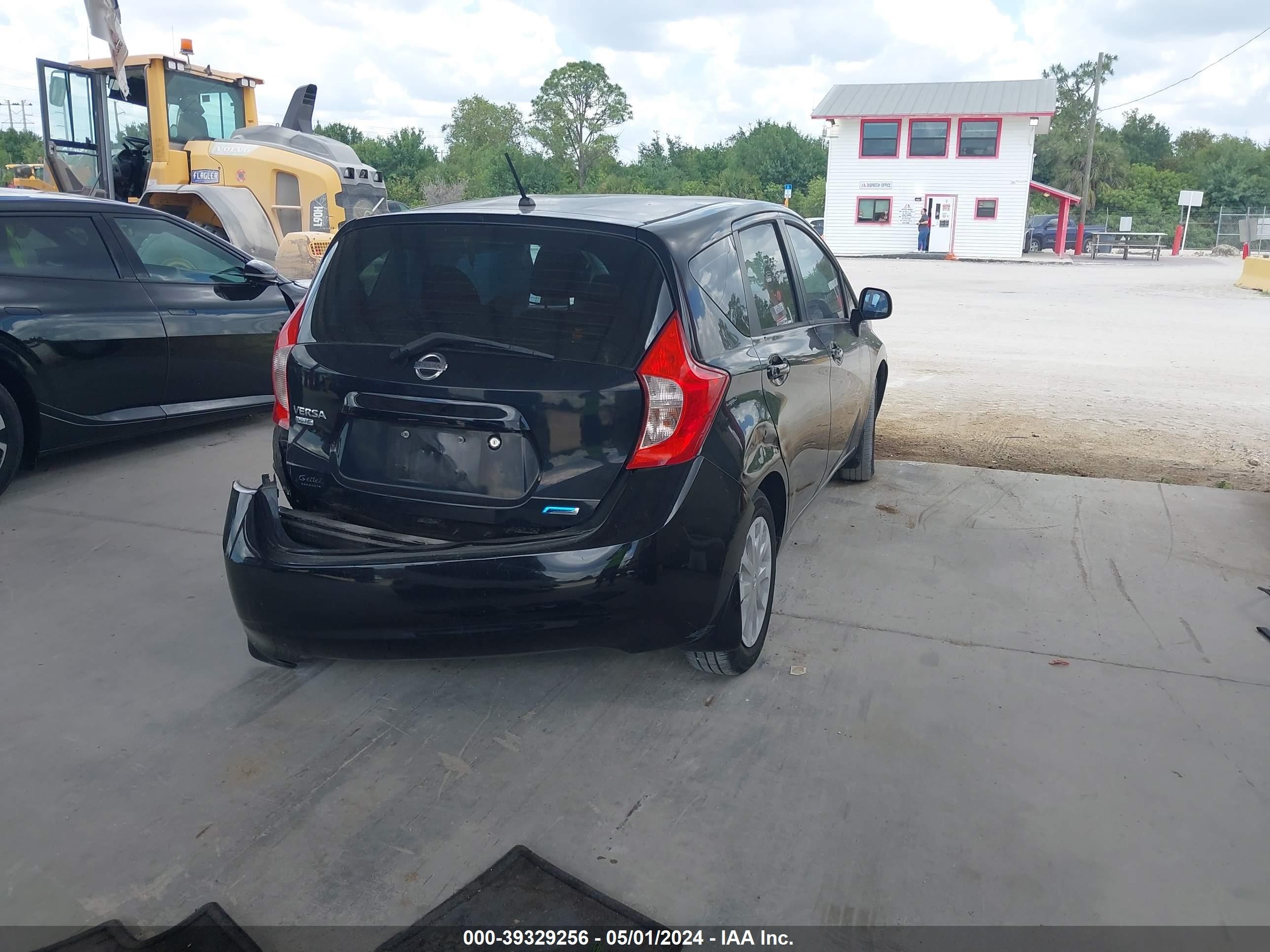 Photo 3 VIN: 3N1CE2CPXEL436984 - NISSAN VERSA 