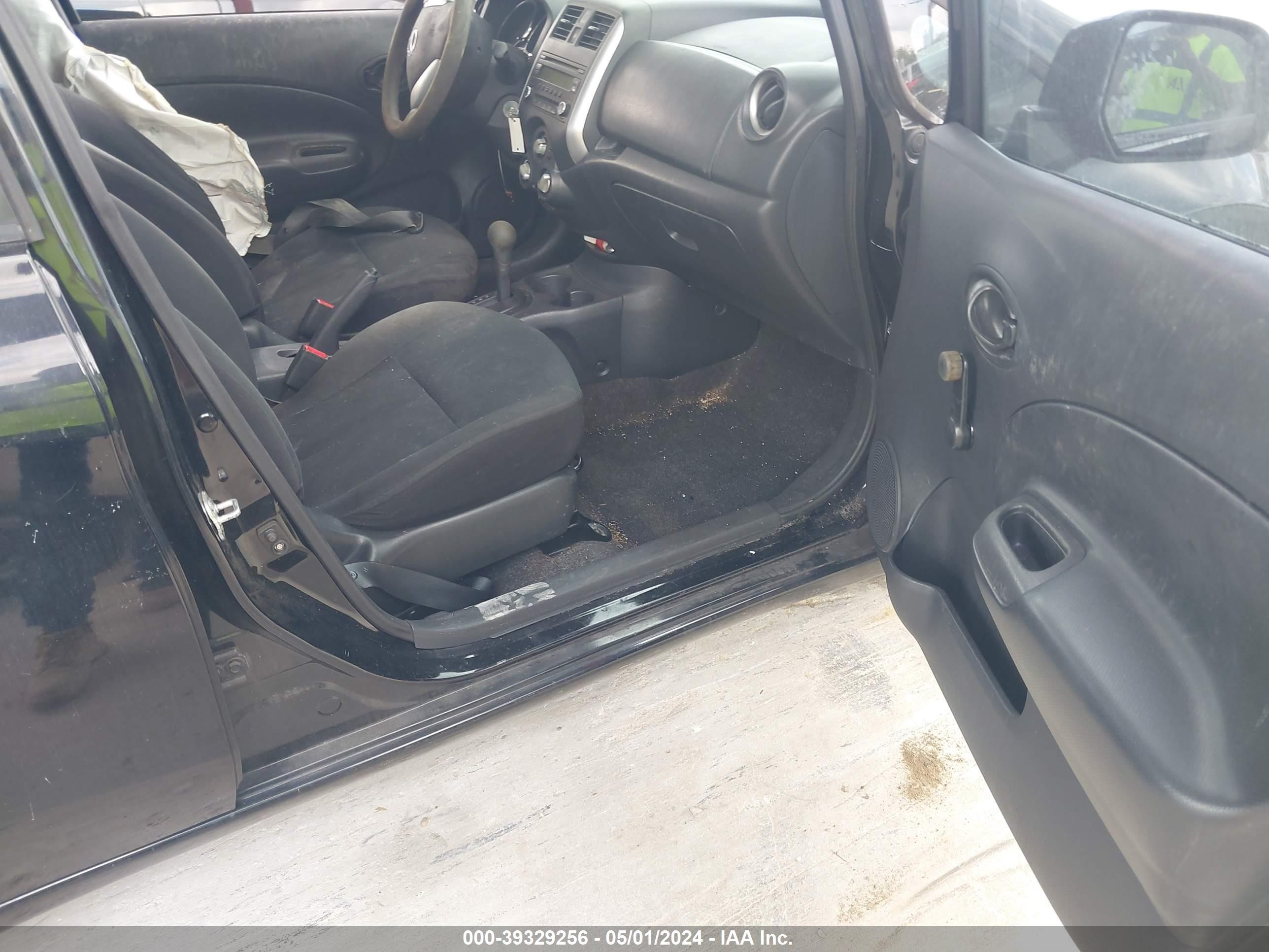 Photo 4 VIN: 3N1CE2CPXEL436984 - NISSAN VERSA 