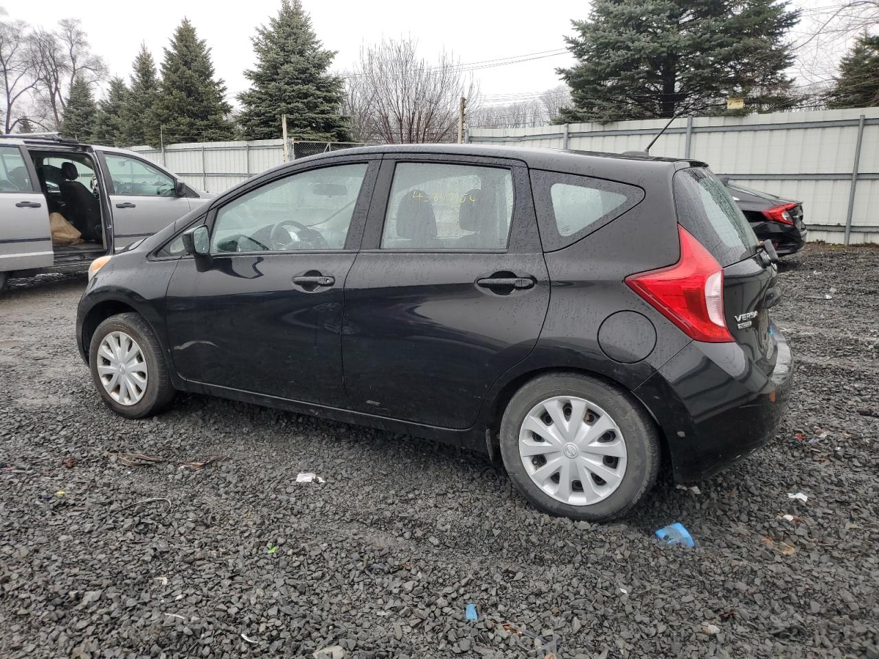 Photo 1 VIN: 3N1CE2CPXGL395839 - NISSAN VERSA 