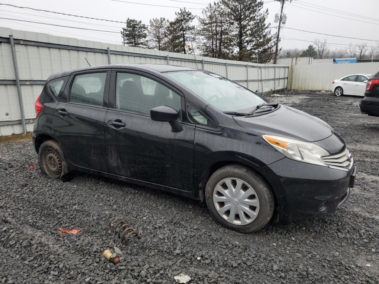 Photo 3 VIN: 3N1CE2CPXGL395839 - NISSAN VERSA 