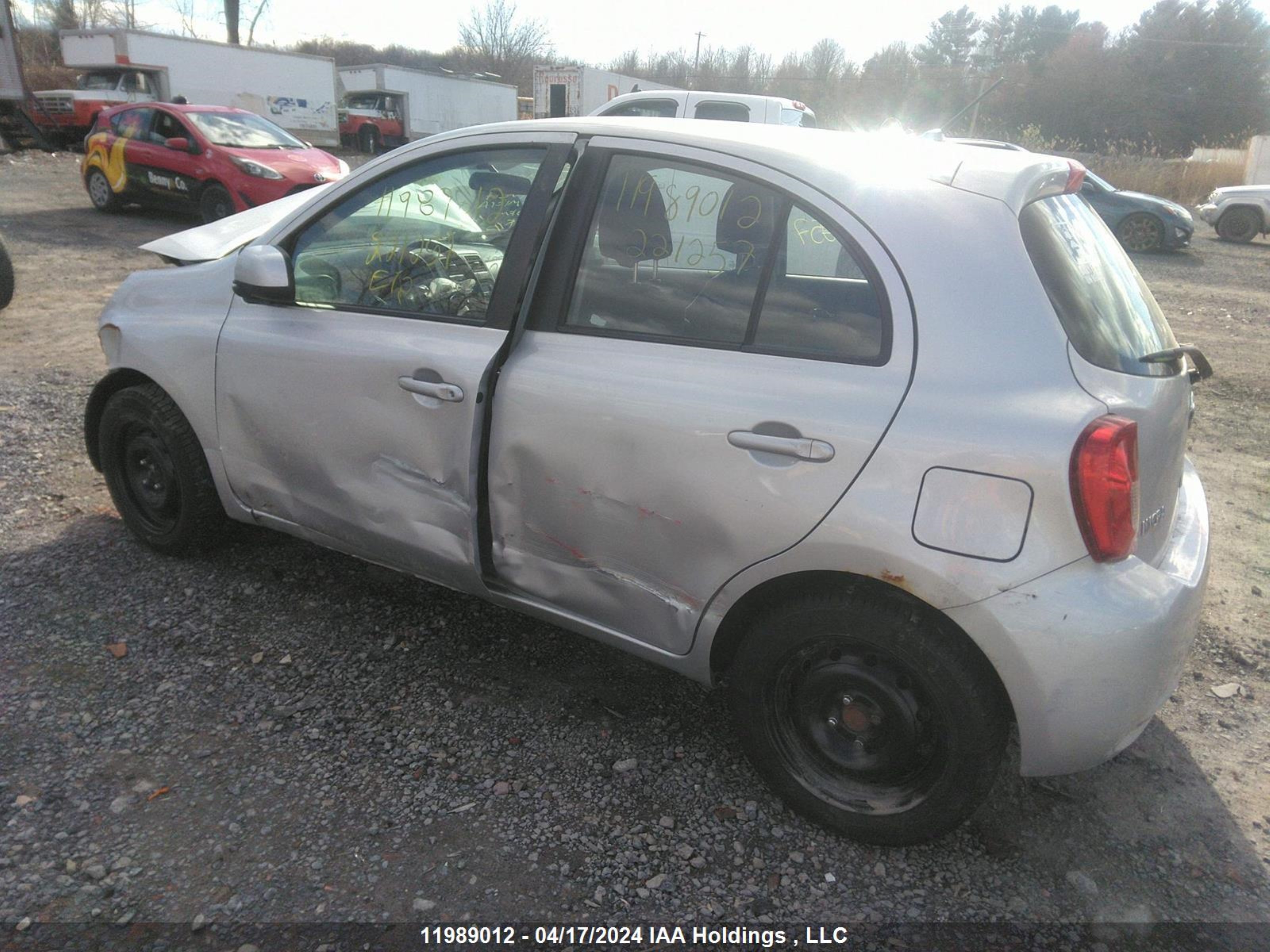 Photo 2 VIN: 3N1CK3CP0FL221257 - NISSAN MICRA 