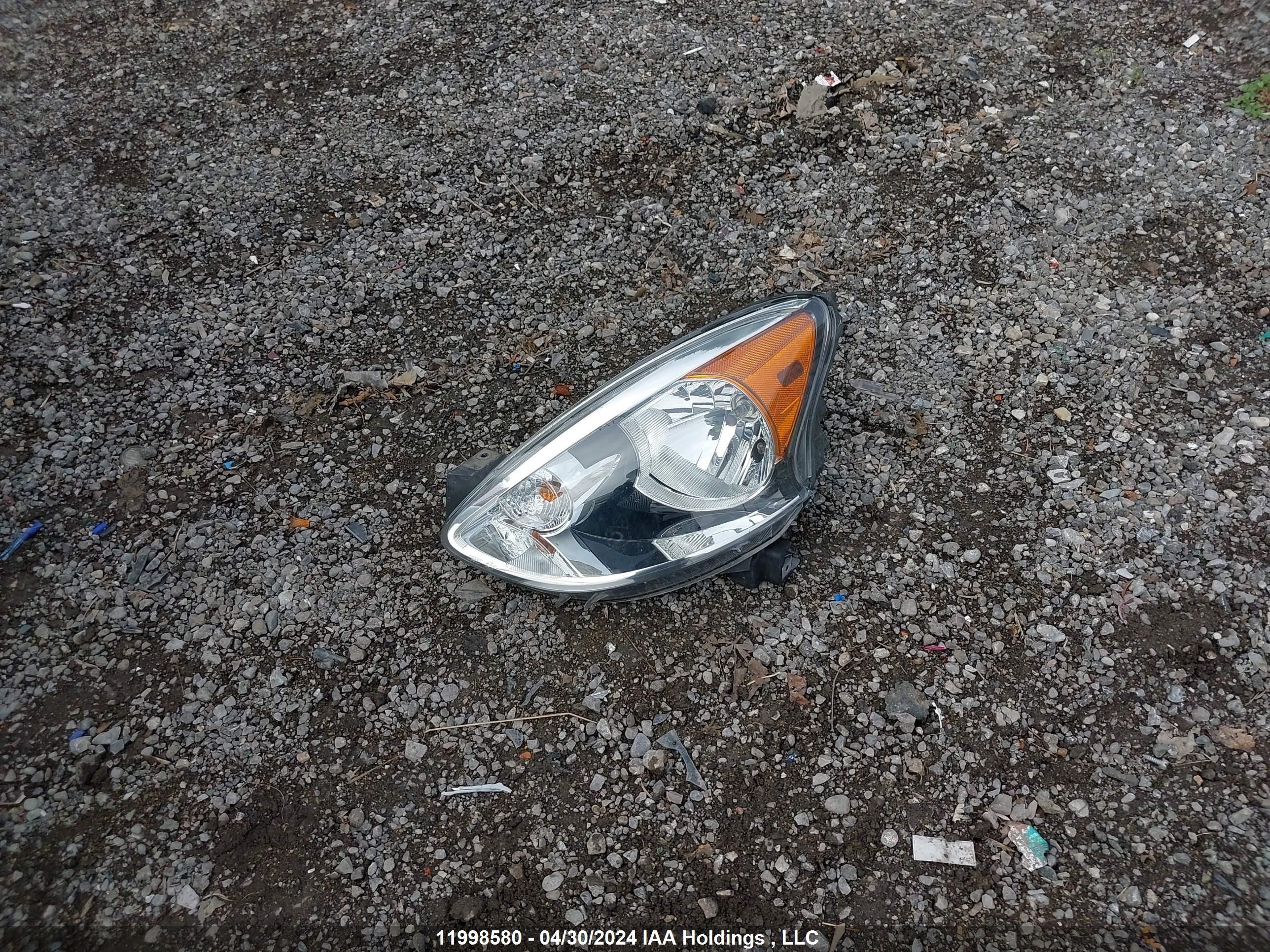 Photo 11 VIN: 3N1CK3CP6FL270060 - NISSAN MICRA 