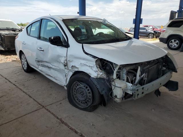 Photo 3 VIN: 3N1CN7AD9FL829334 - NISSAN VERSA 4D 