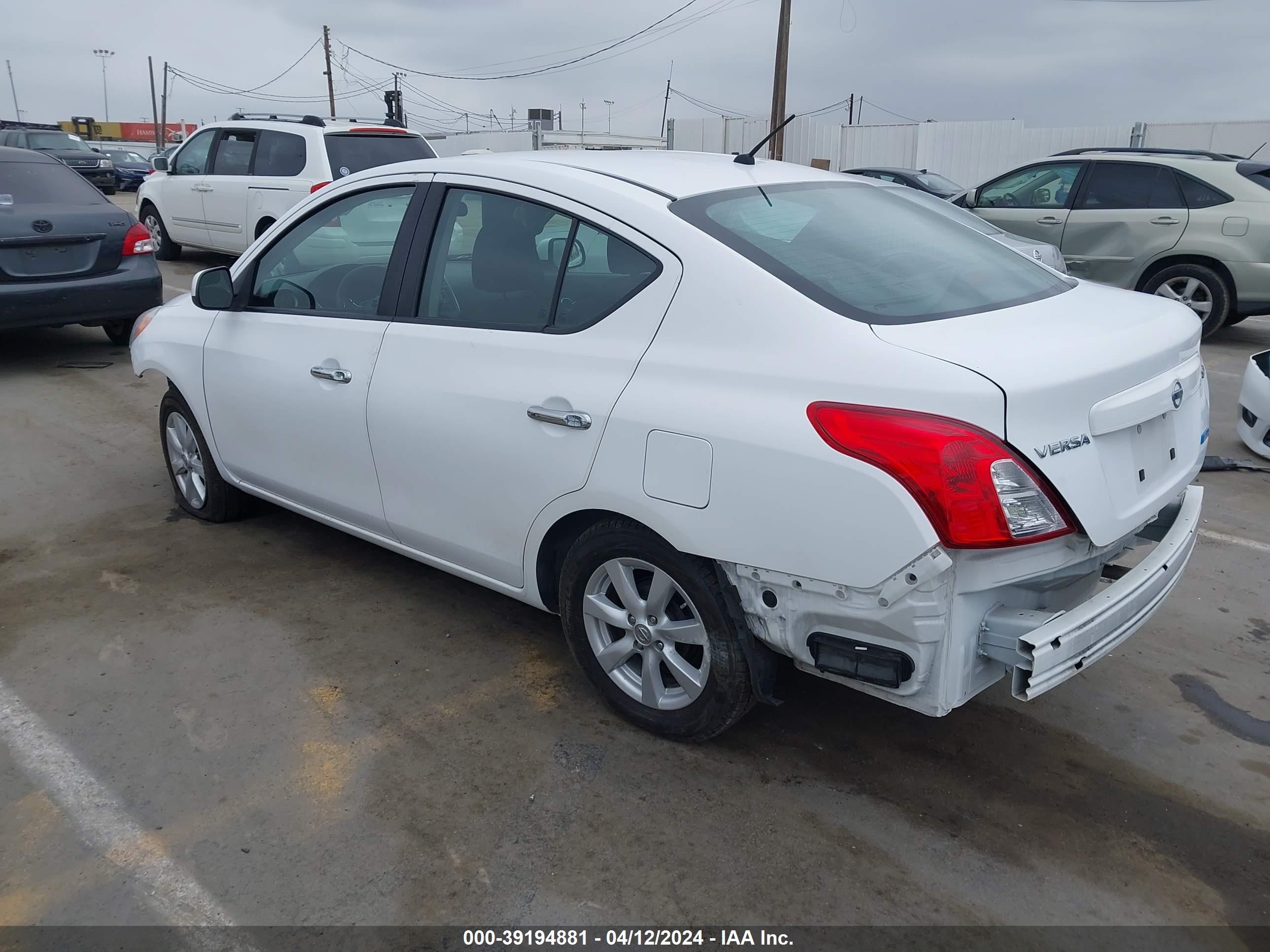 Photo 2 VIN: 3N1CN7AP0CL817224 - NISSAN VERSA 