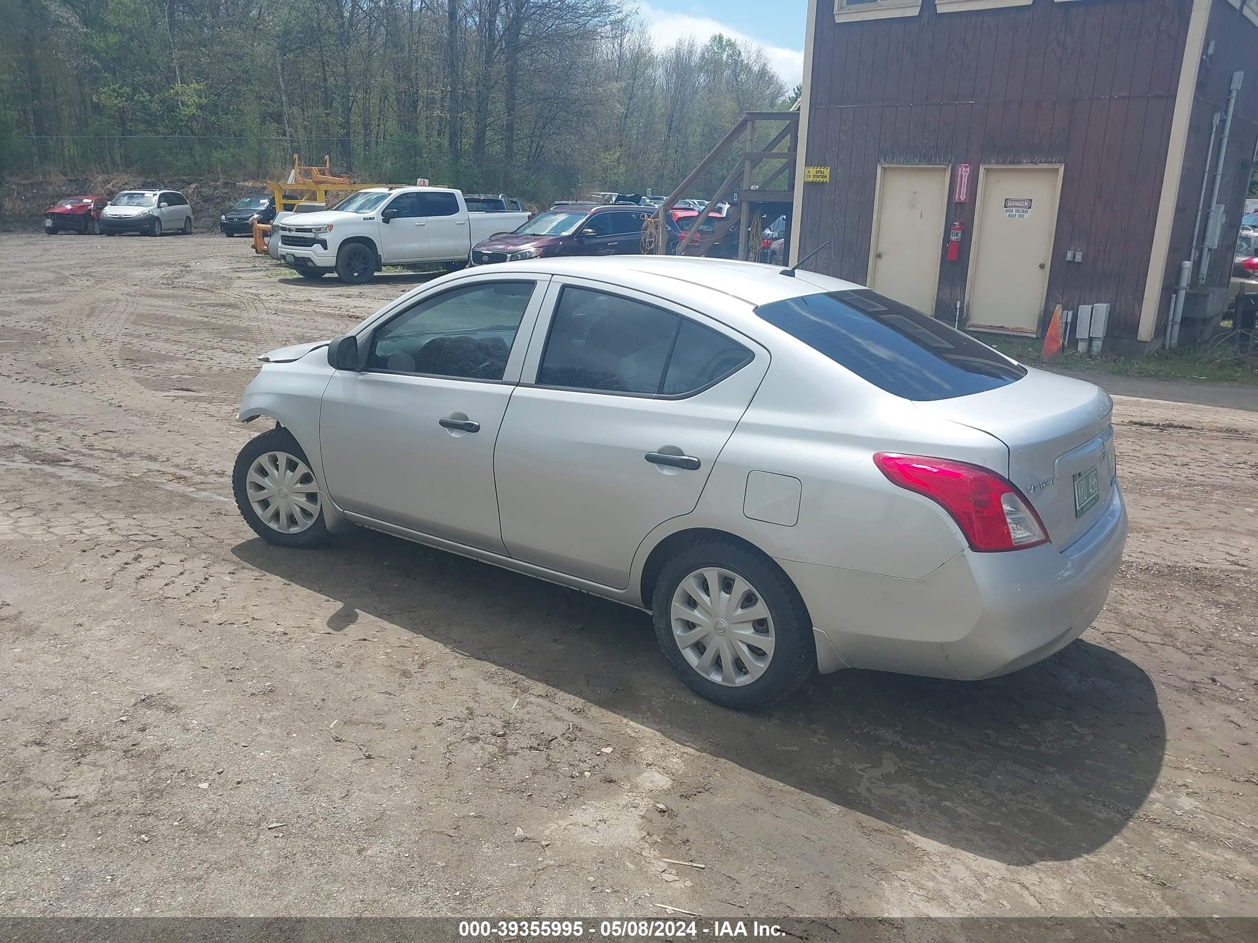 Photo 2 VIN: 3N1CN7AP0CL833679 - NISSAN VERSA 