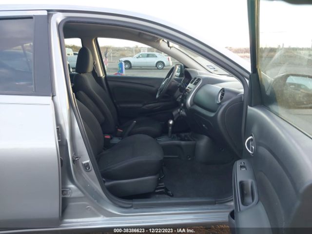 Photo 4 VIN: 3N1CN7AP0DL825874 - NISSAN VERSA 