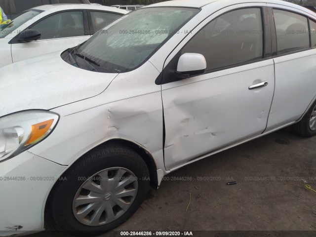 Photo 5 VIN: 3N1CN7AP0EL832860 - NISSAN VERSA 