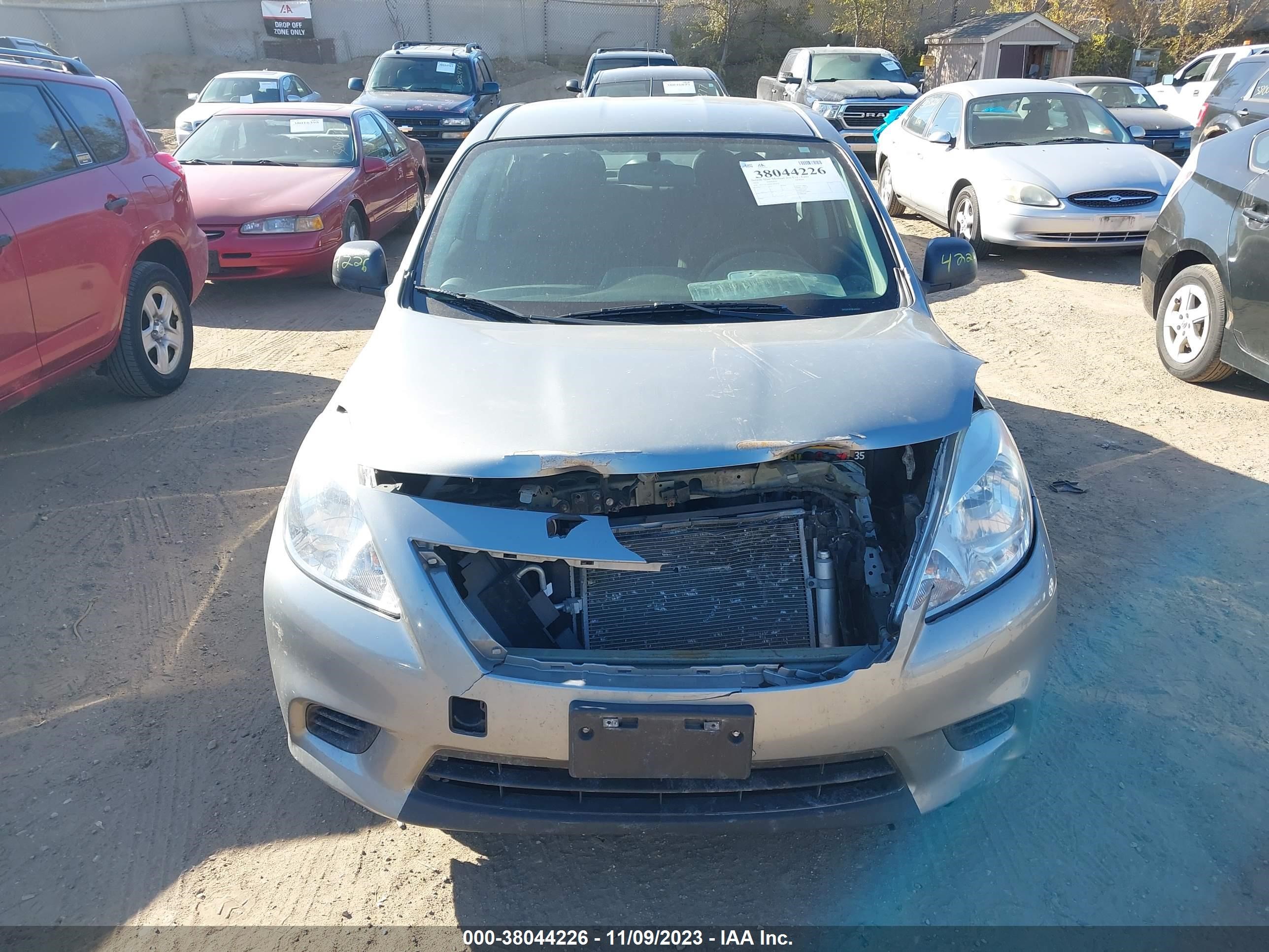 Photo 5 VIN: 3N1CN7AP0EL842630 - NISSAN VERSA 