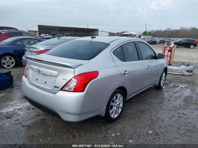 Photo 3 VIN: 3N1CN7AP0FL807233 - NISSAN VERSA 