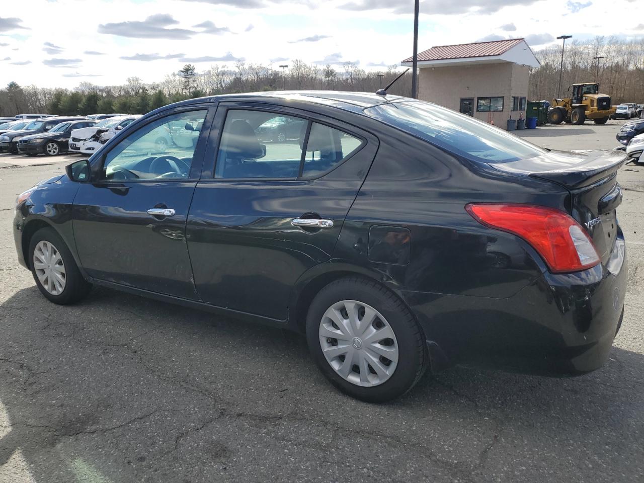 Photo 1 VIN: 3N1CN7AP0FL864239 - NISSAN VERSA 