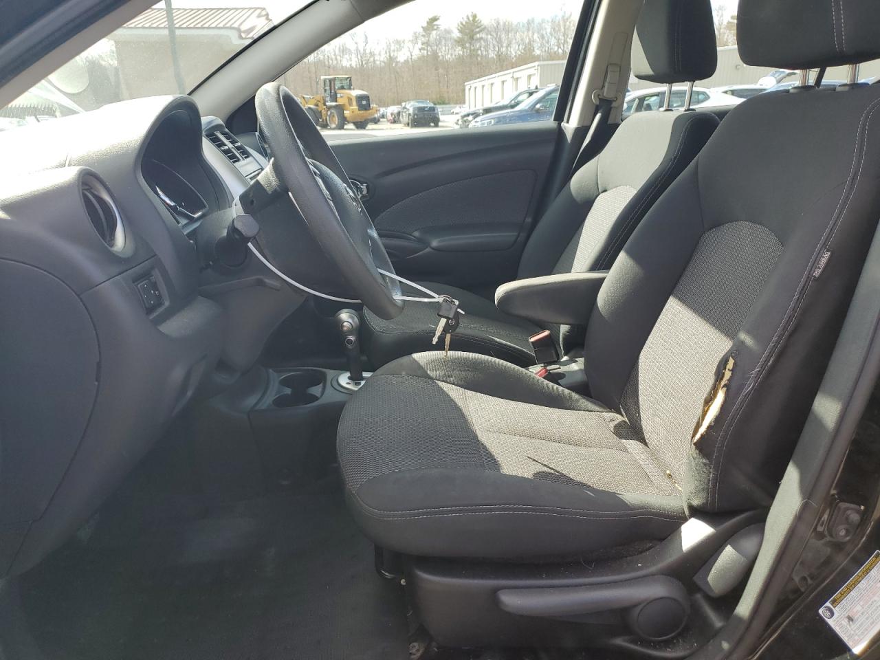 Photo 6 VIN: 3N1CN7AP0FL864239 - NISSAN VERSA 