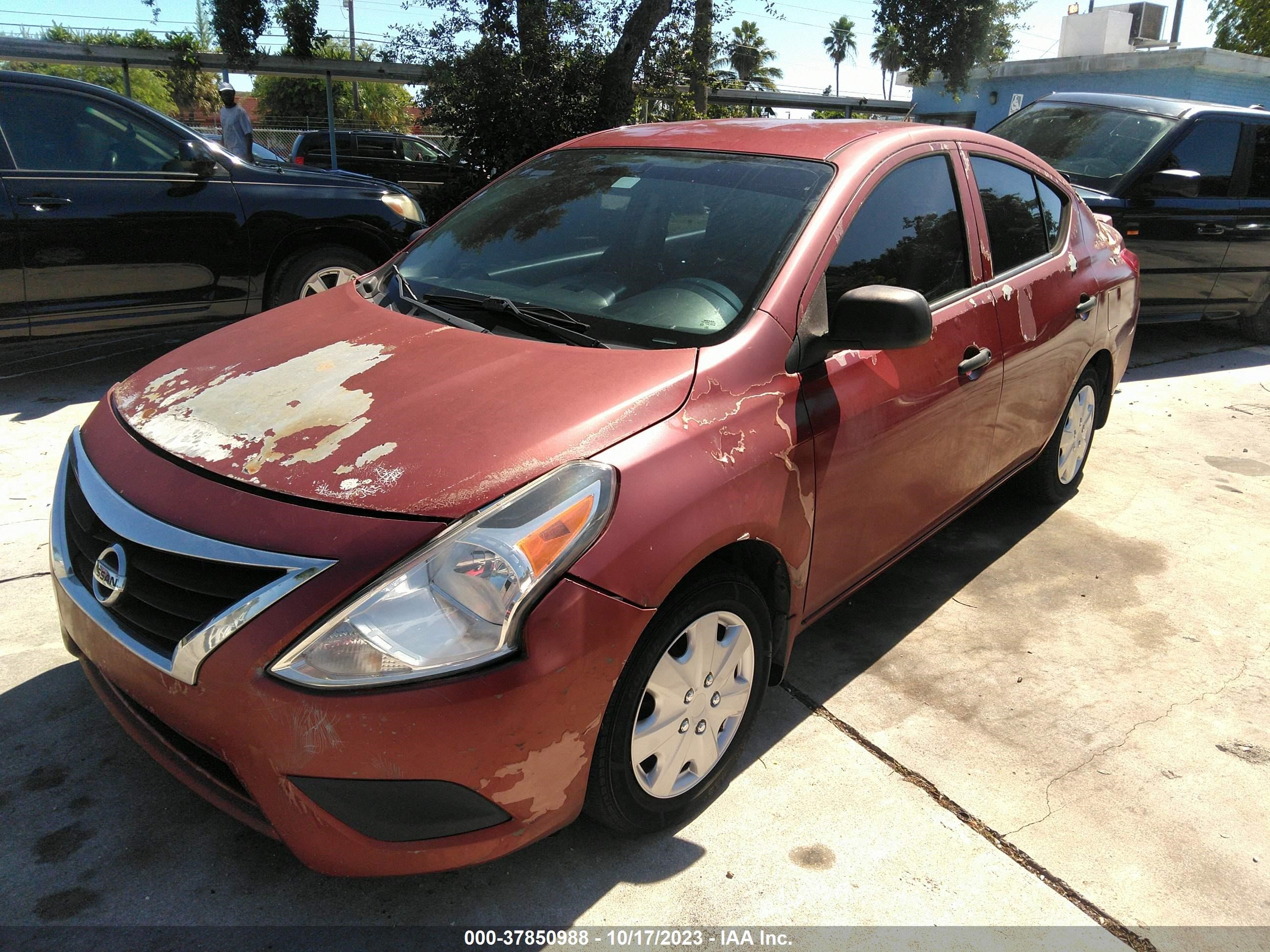 Photo 1 VIN: 3N1CN7AP0FL882689 - NISSAN VERSA 