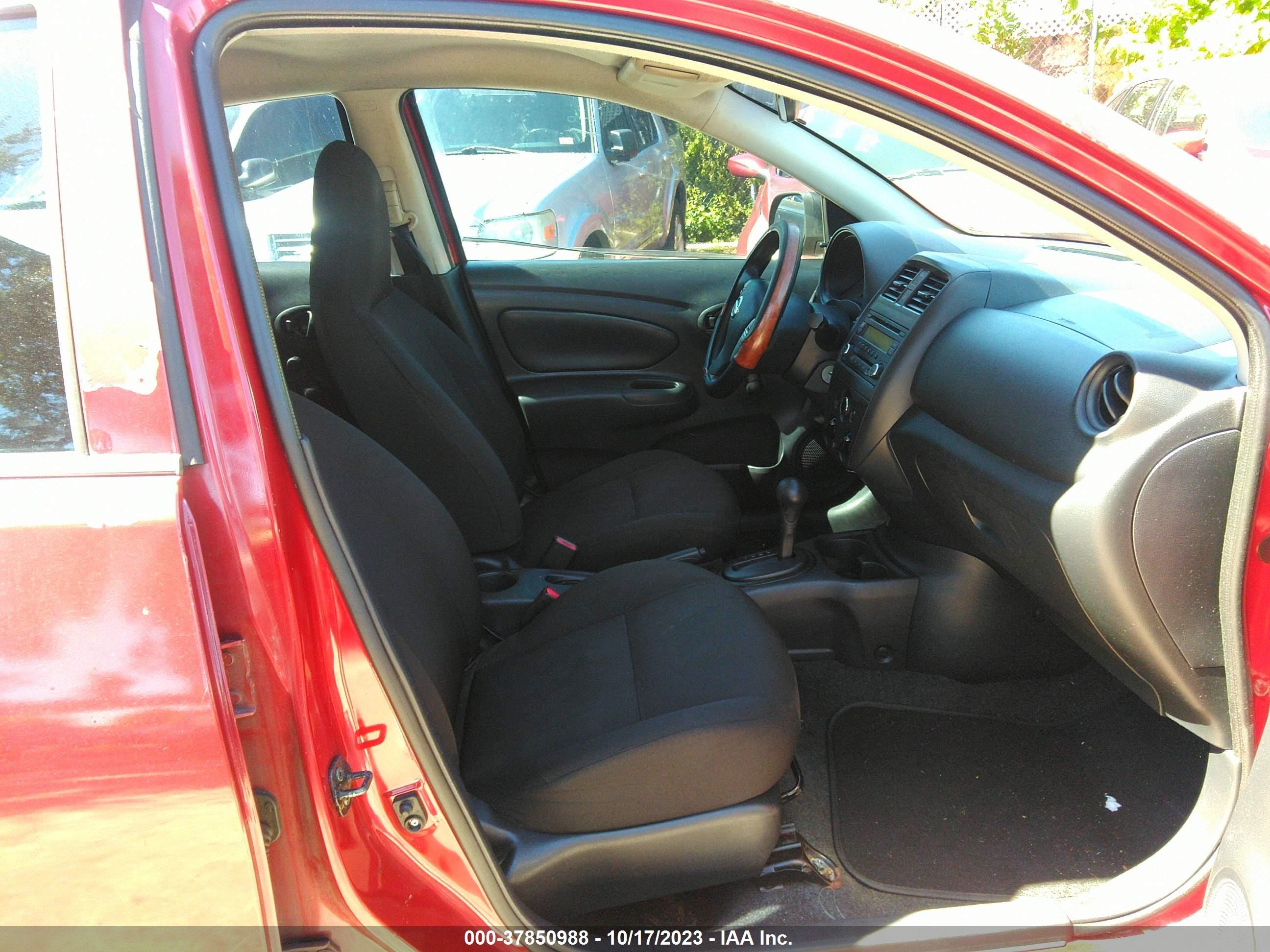 Photo 4 VIN: 3N1CN7AP0FL882689 - NISSAN VERSA 