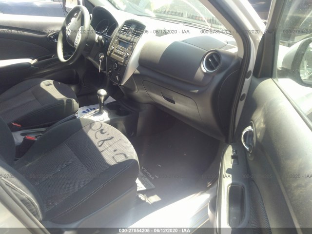 Photo 4 VIN: 3N1CN7AP0FL910152 - NISSAN VERSA 