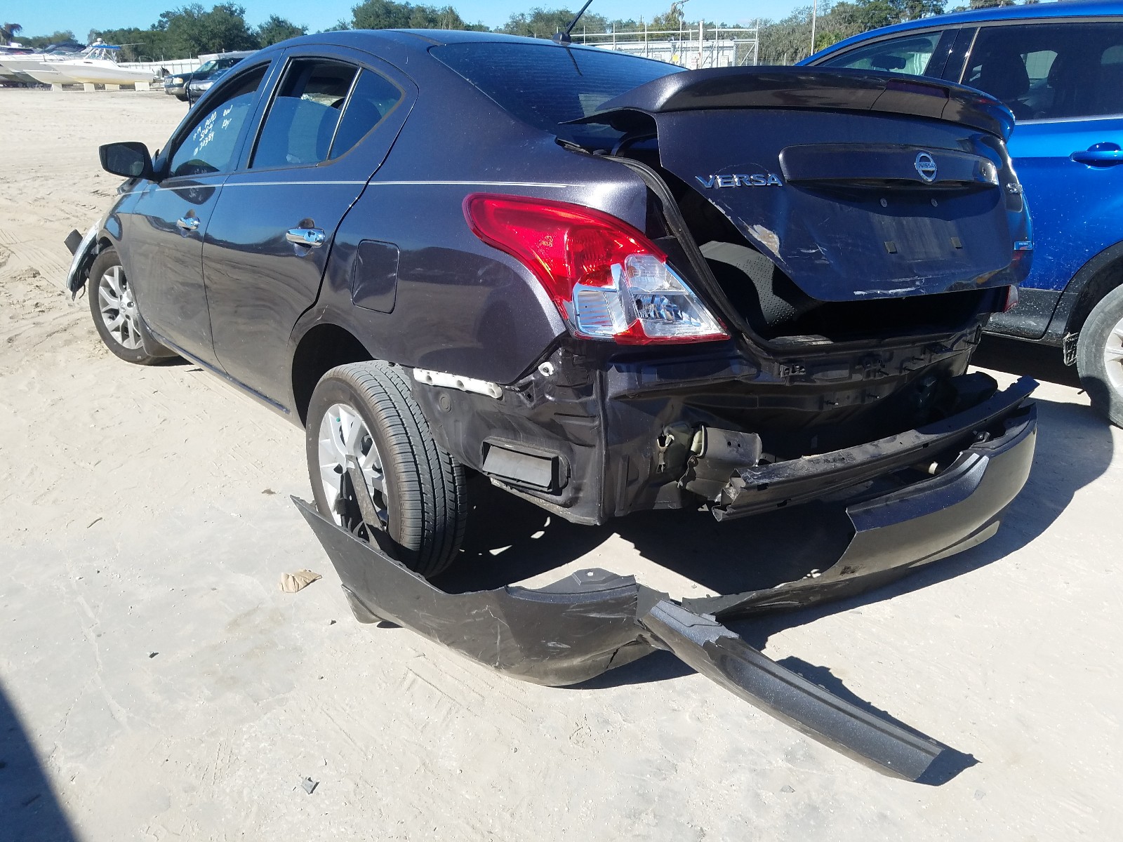 Photo 2 VIN: 3N1CN7AP0FL930384 - NISSAN VERSA S 