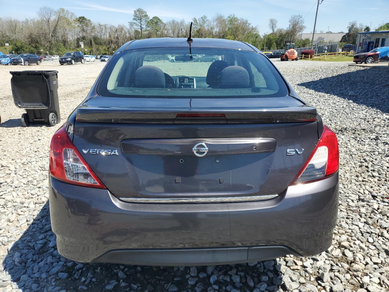 Photo 5 VIN: 3N1CN7AP0FL944947 - NISSAN VERSA 