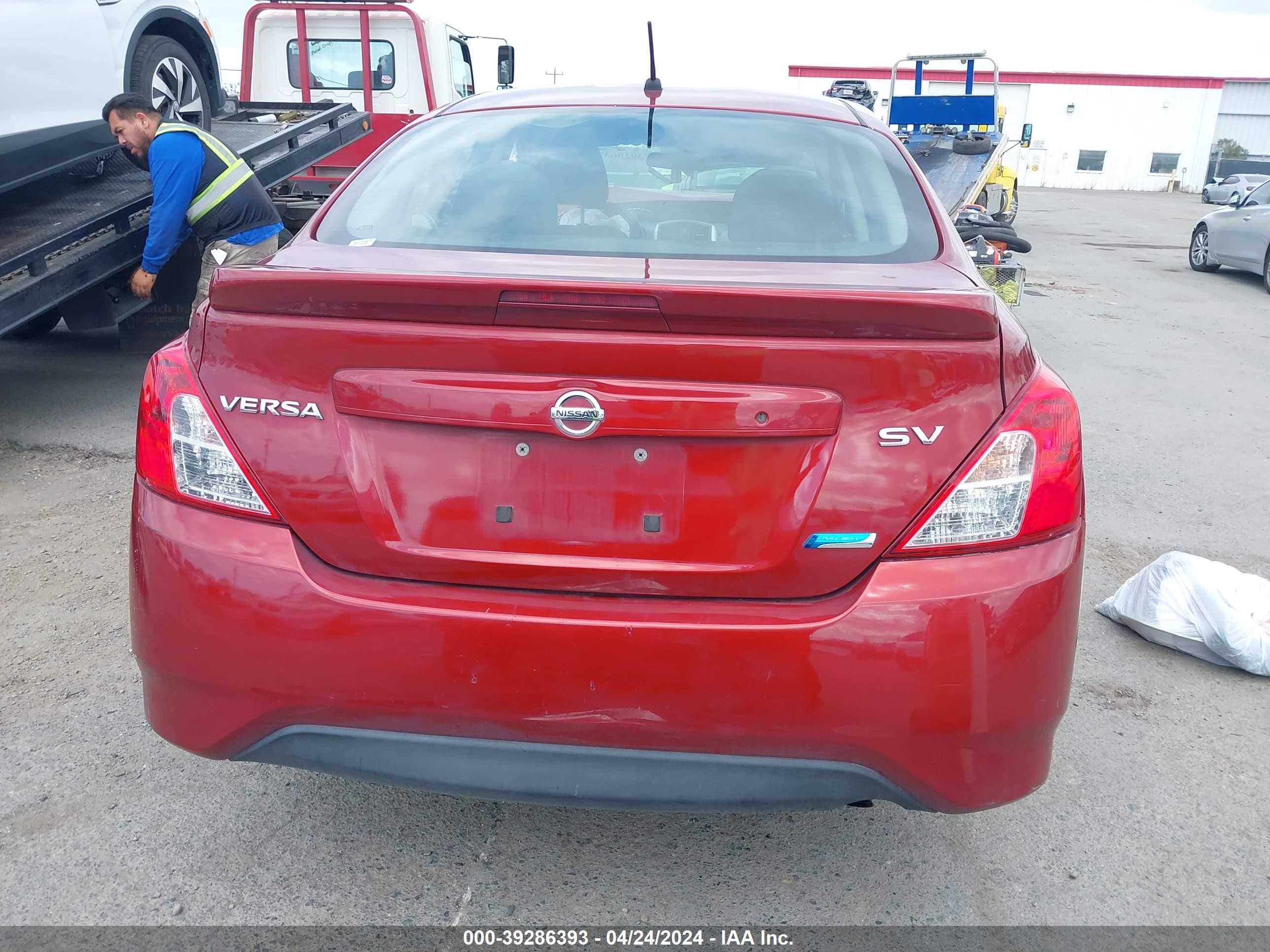 Photo 15 VIN: 3N1CN7AP0GL815947 - NISSAN VERSA 