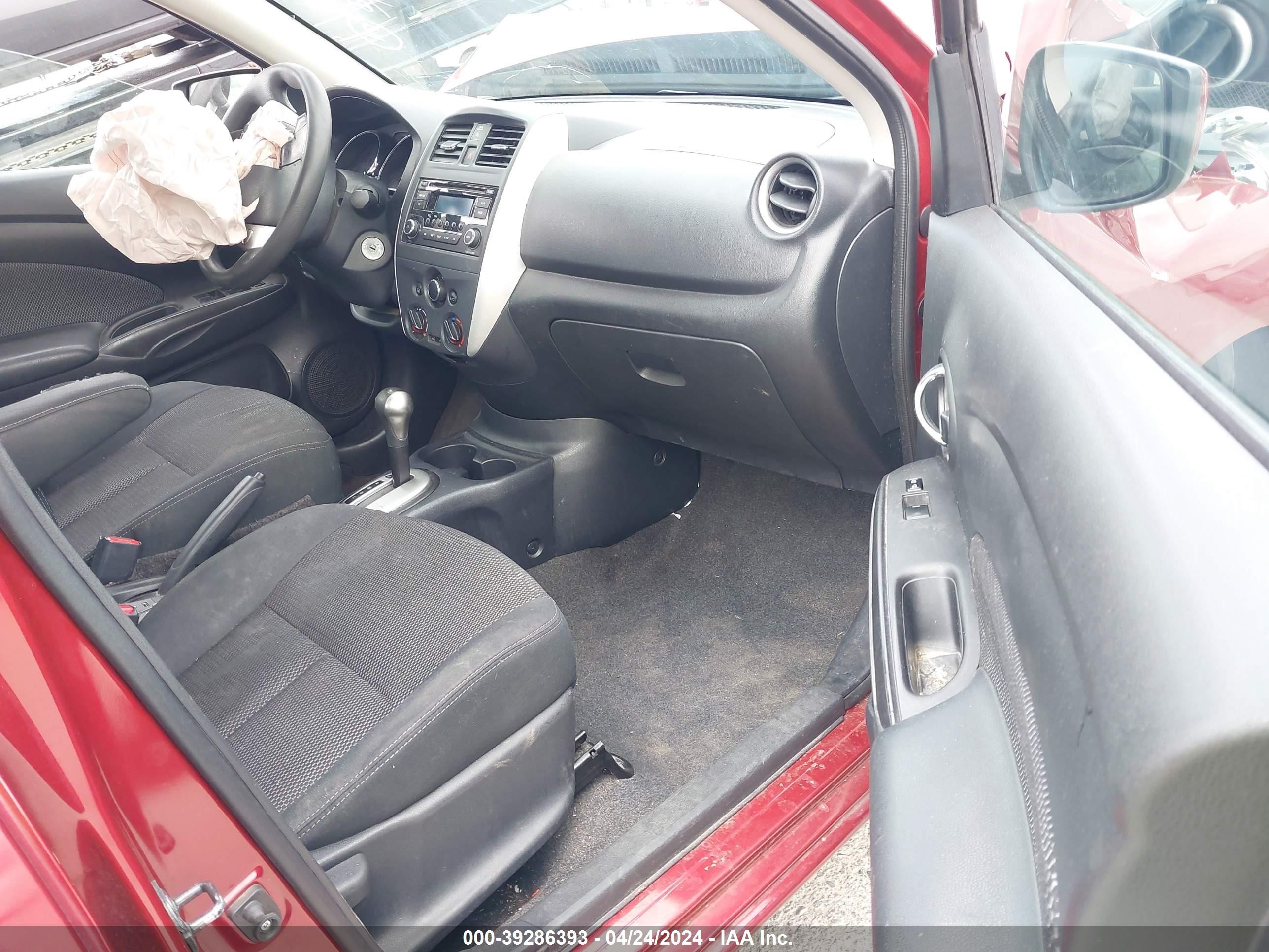 Photo 4 VIN: 3N1CN7AP0GL815947 - NISSAN VERSA 