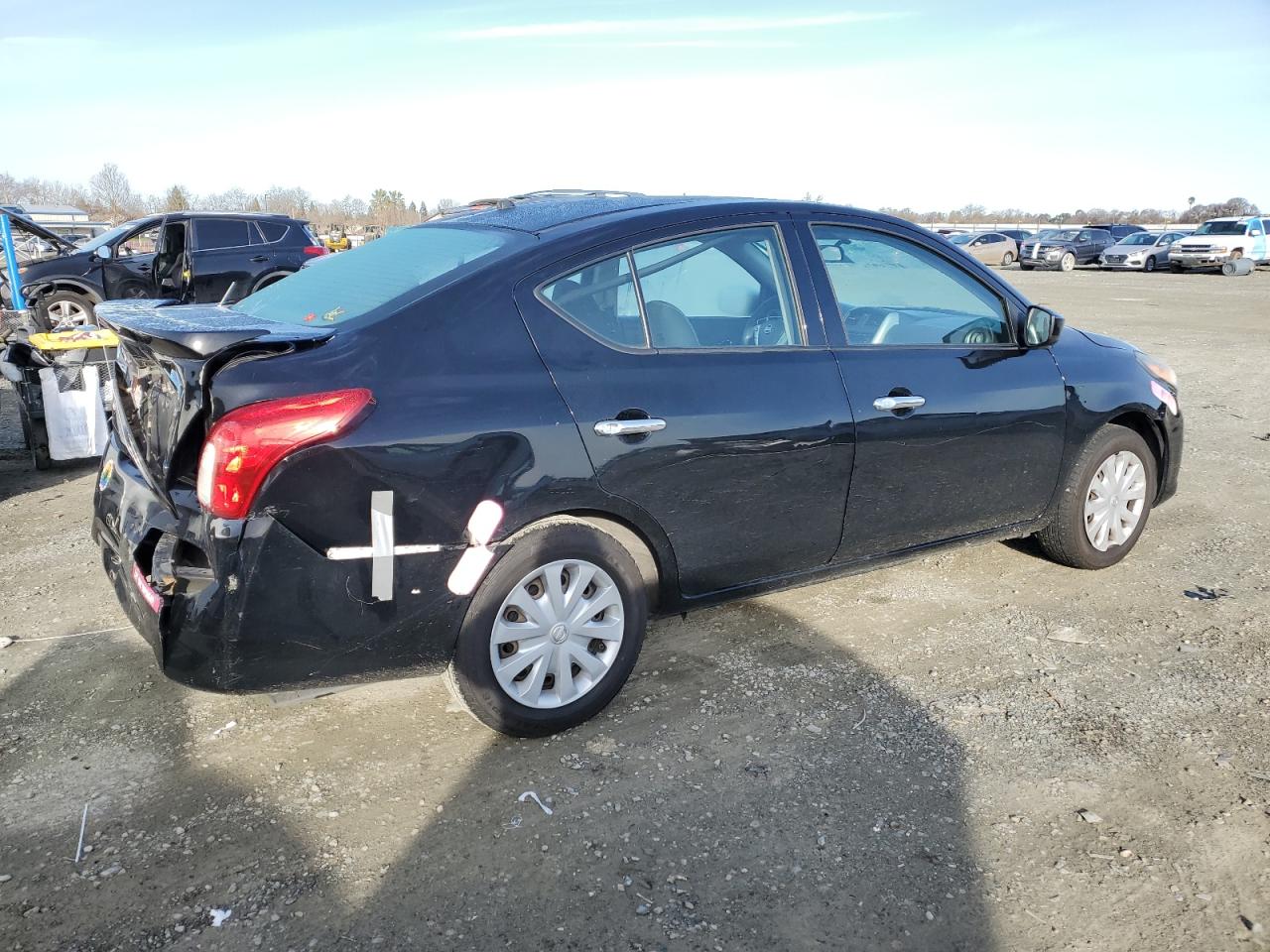 Photo 2 VIN: 3N1CN7AP0GL820436 - NISSAN VERSA 