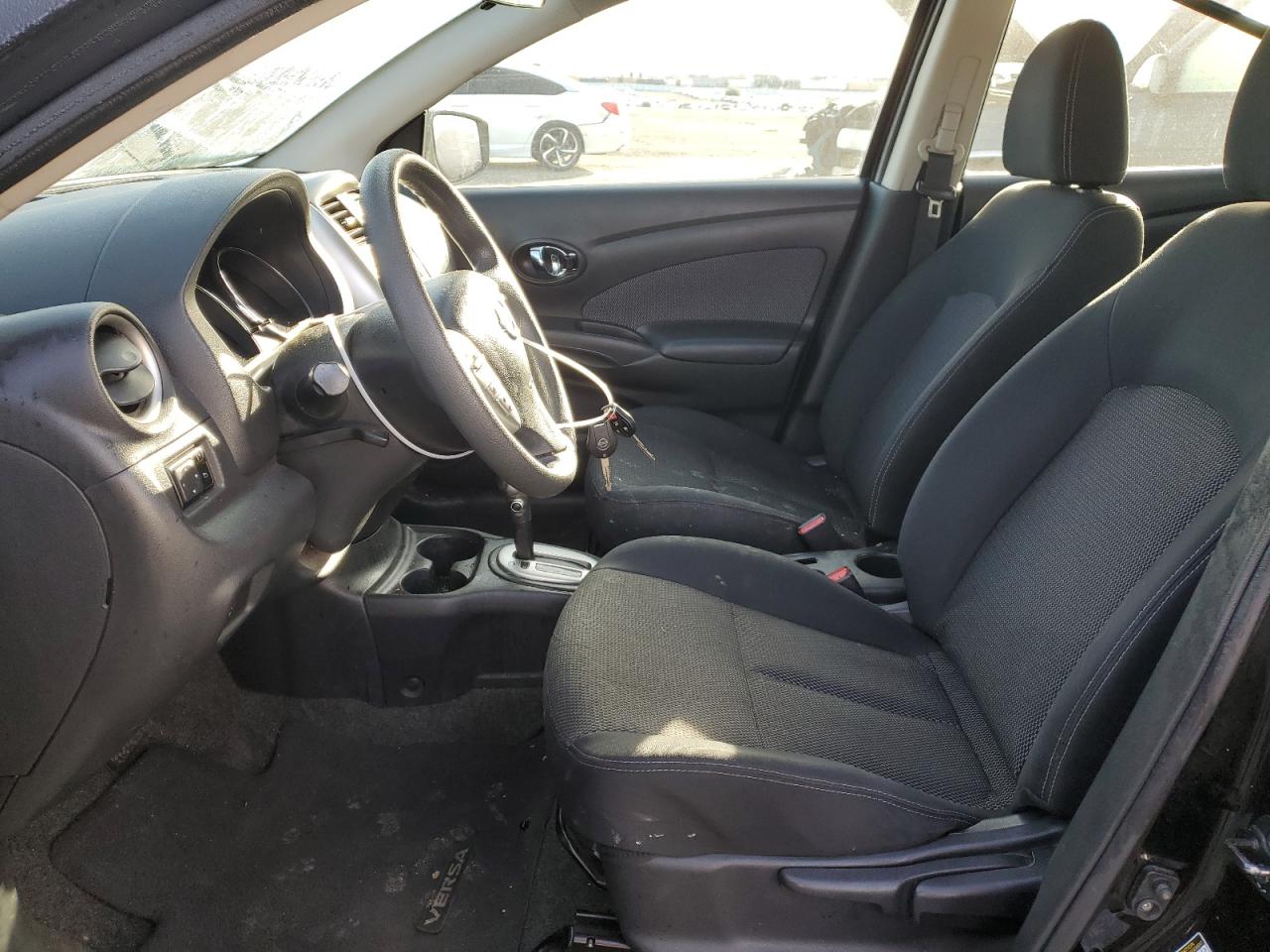 Photo 6 VIN: 3N1CN7AP0GL820436 - NISSAN VERSA 