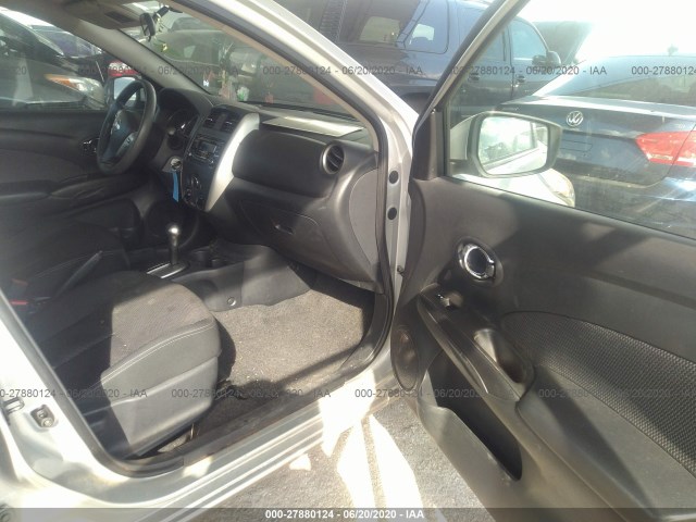 Photo 4 VIN: 3N1CN7AP0GL884623 - NISSAN VERSA 