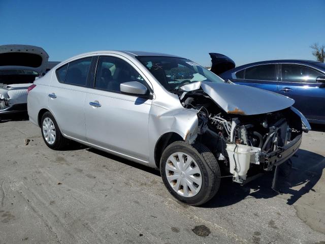 Photo 3 VIN: 3N1CN7AP0HK423994 - NISSAN VERSA S 