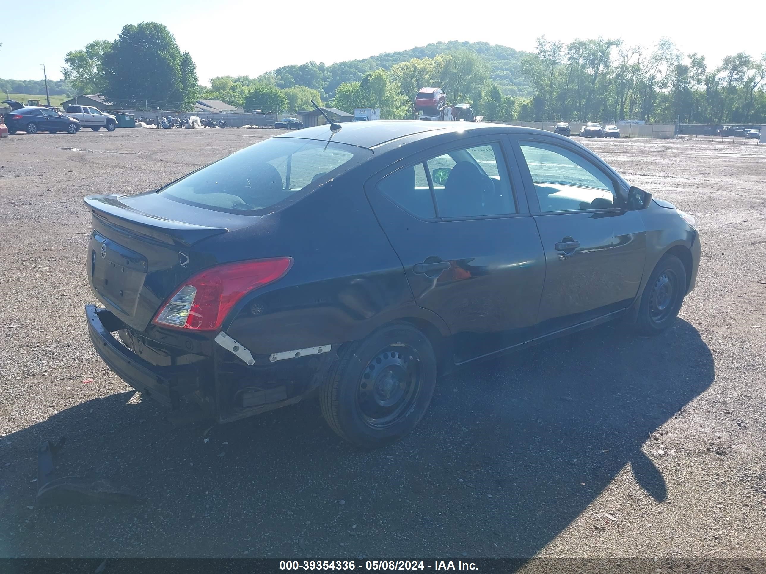 Photo 3 VIN: 3N1CN7AP0HL804576 - NISSAN VERSA 