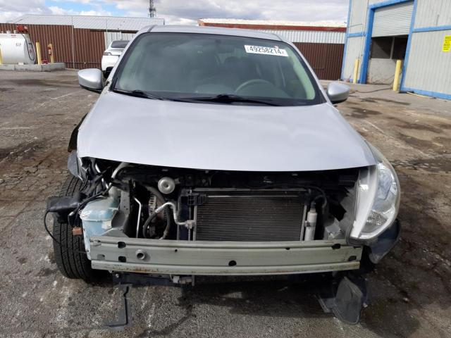 Photo 4 VIN: 3N1CN7AP0HL870772 - NISSAN VERSA 